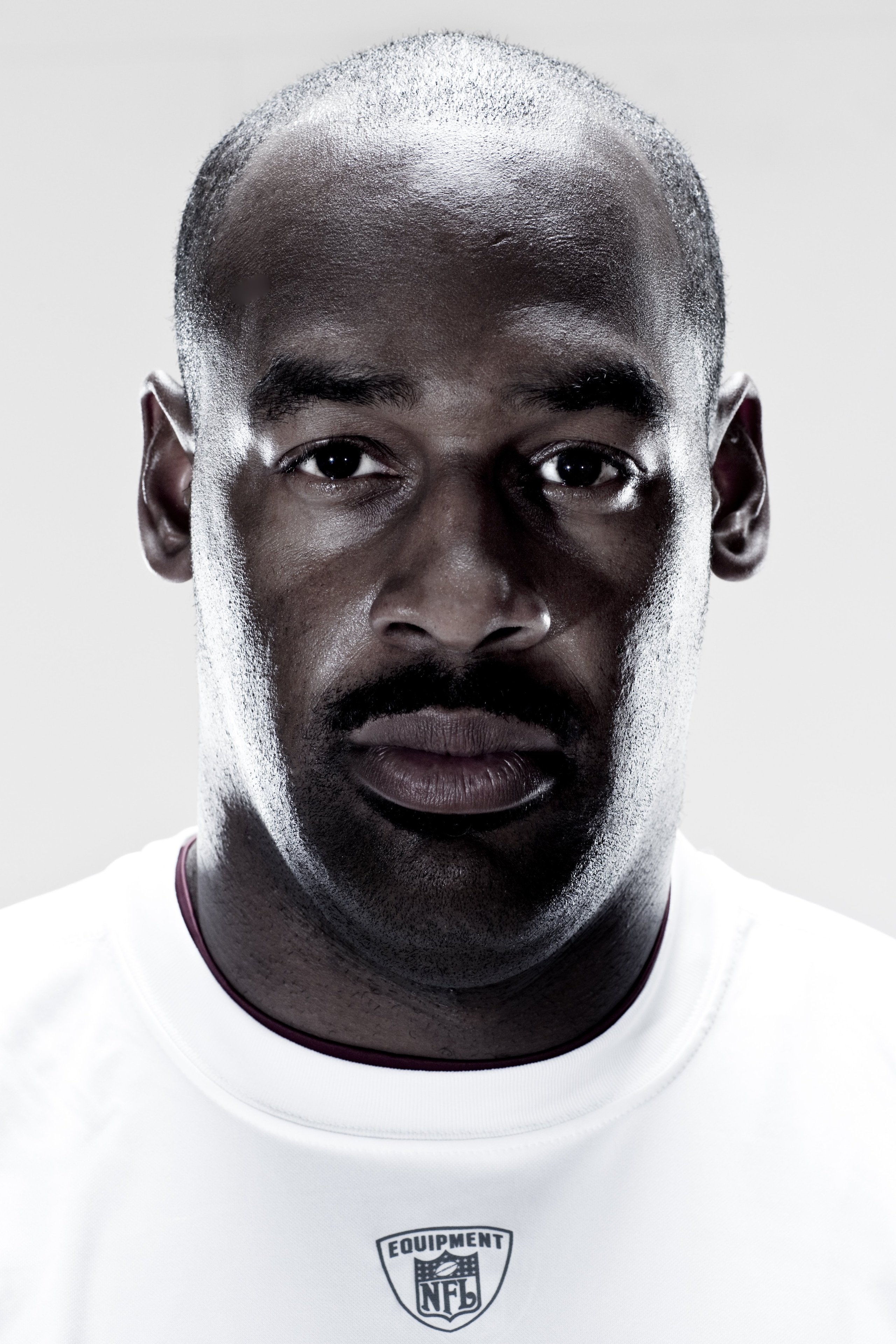 ASHBURN, VA - APRIL 15:  Washington Redskins Donovan McNabb poses for portraits at the Washington Redskins training facility on April 15, 2010 in Ashburn, Virginia  (Photo by Chris McGrath/Getty Images)