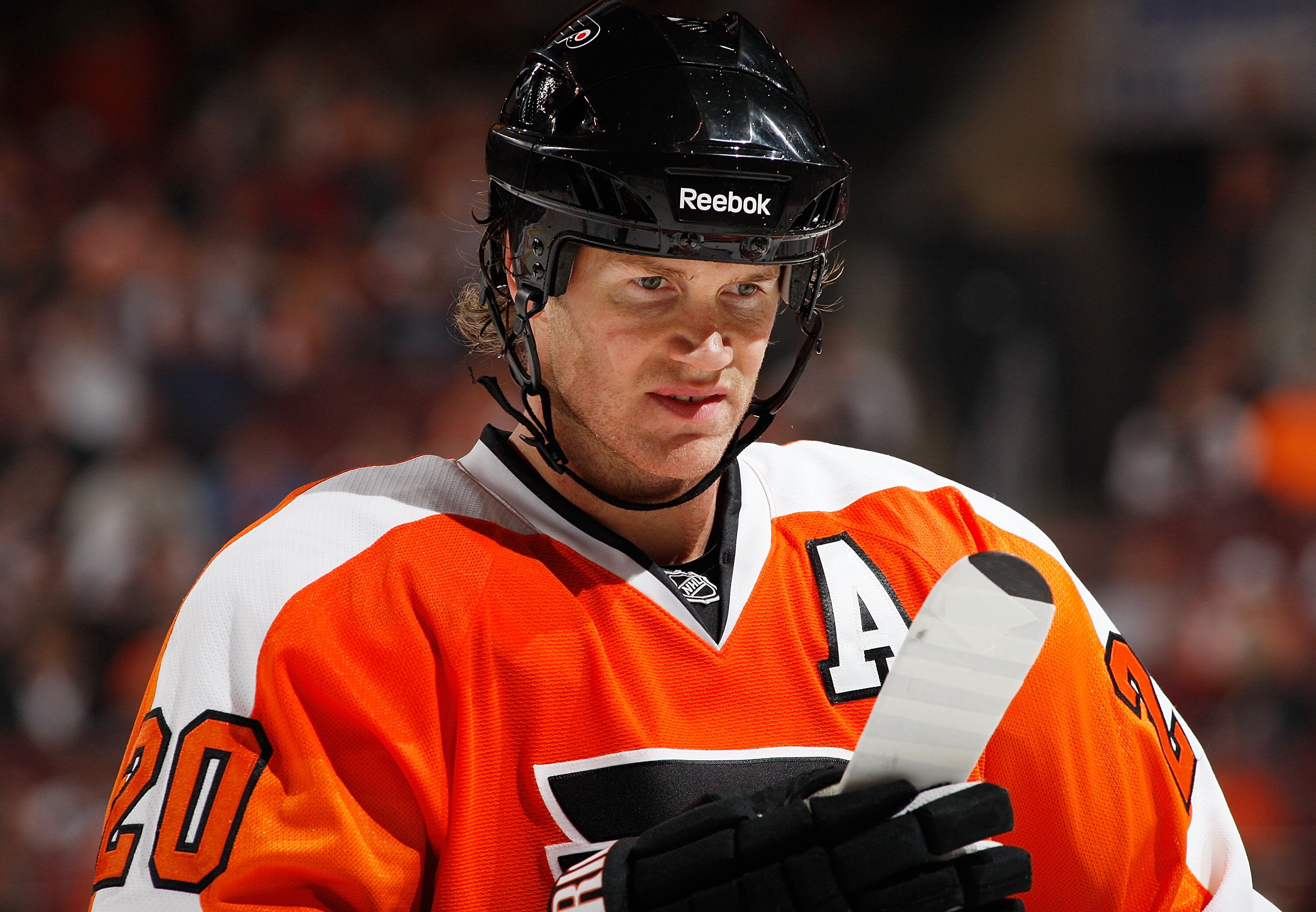 PHILADELPHIA - NOVEMBER 01:  Chris Pronger #20 of the Philadelphia Flyers skates against the Carolina Hurricanes on November 1, 2010 at the Wells Fargo Center in Philadelphia, Pennsylvania. Flyers defeat the Hurricanes 3-2.  (Photo by Mike Stobe/Getty Ima