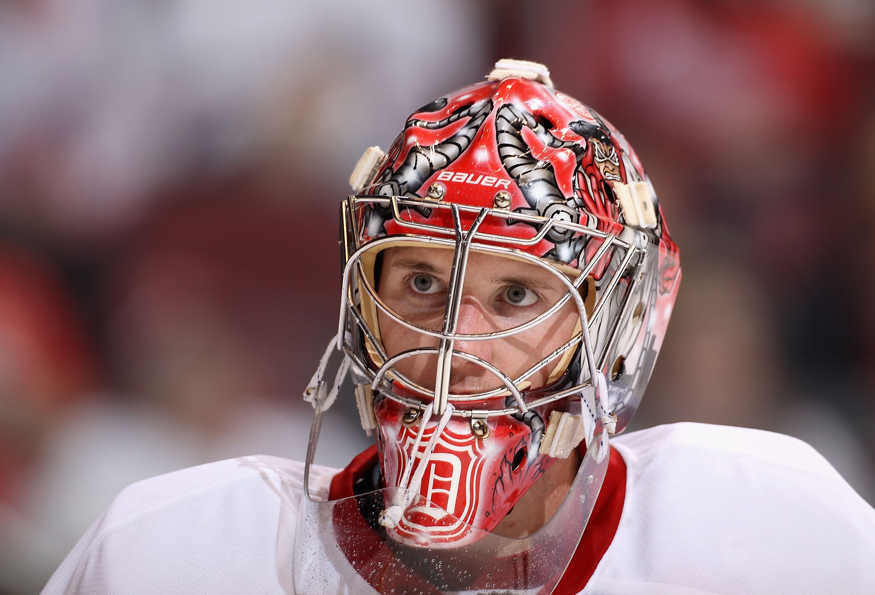GLENDALE, AZ - OCTOBER 16:  Goaltender Jimmy Howard #35 of the Detroit Red Wings during a break from the NHL game against the Phoenix Coyotes at Jobing.com Arena on October16, 2010 in Glendale, Arizona.  The Red Wings defeated the Coyotes 2-1 in overtime.
