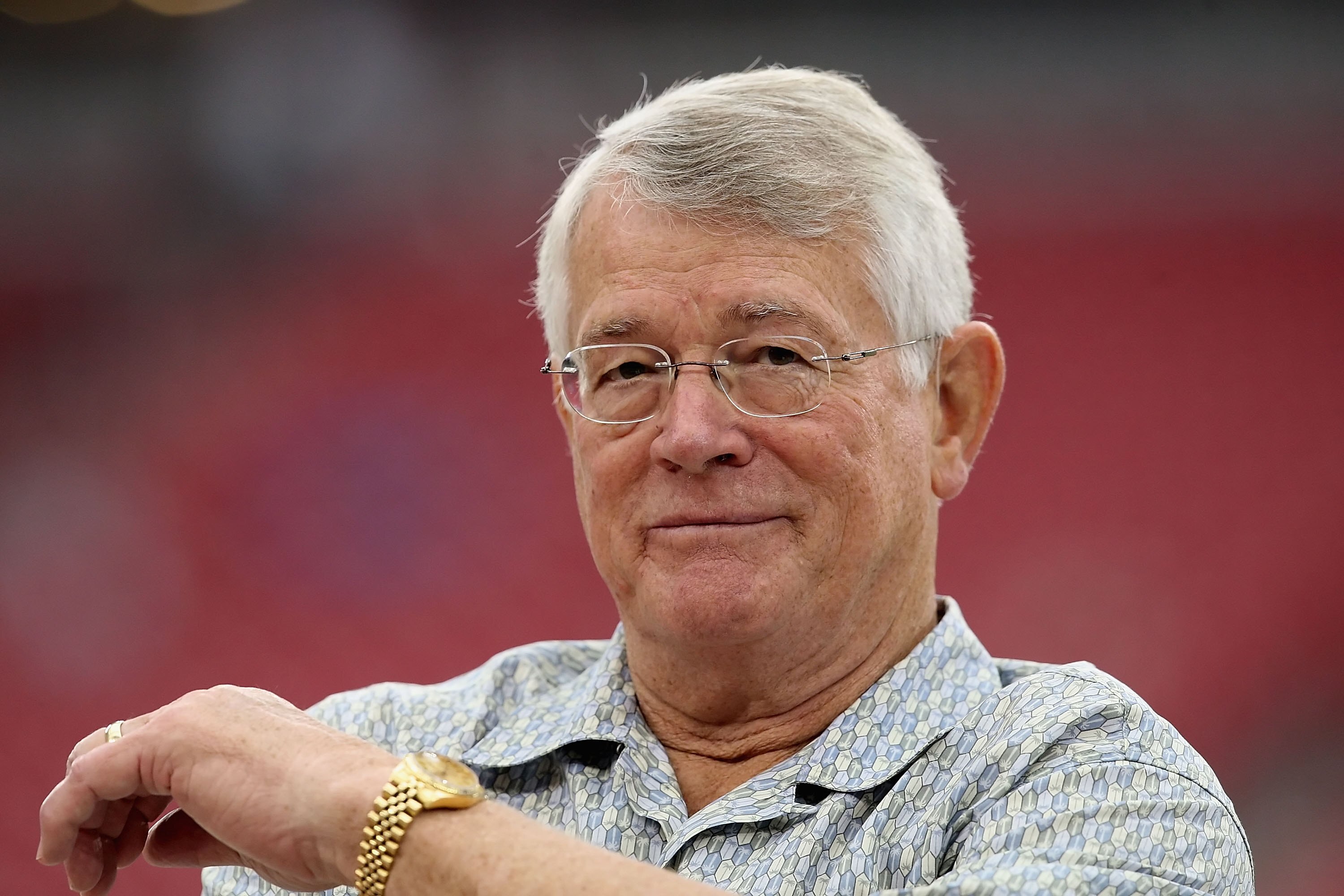 GLENDALE, AZ - NOVEMBER 01:  Dan Reeves attends the NFL game between the Carolina Panthers and the Arizona Cardinals at the Universtity of Phoenix Stadium on November 1, 2009 in Glendale, Arizona.  (Photo by Christian Petersen/Getty Images)