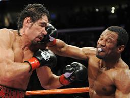 “Sugar” Shane Mosley (right) gave Margarito a good old fashioned beat down, will “Pacman” do the same?