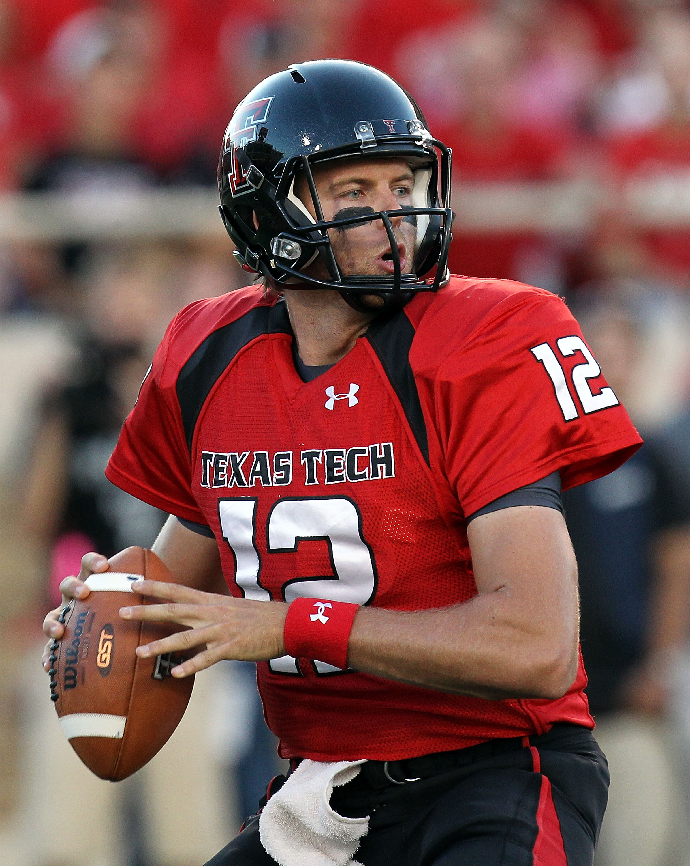 LUBBOCK, TX - SEPTEMBER 18: Quarterback Taylor Potts #12 of the Texas Tech Red Raiders against the Texas Longhorns at Jones AT&T Stadium on September 18, 2010 in Lubbock, Texas. (Photo by Ronald Martinez/Getty Images) LUBBOCK, TX - SEPTEMBER 18: Quarterback Taylor Potts #12 of the Texas Tech Red Raiders against the Texas Longhorns at Jones AT&T Stadium on September 18, 2010 in Lubbock, Texas. (Photo by Ronald Martinez/Getty Images)