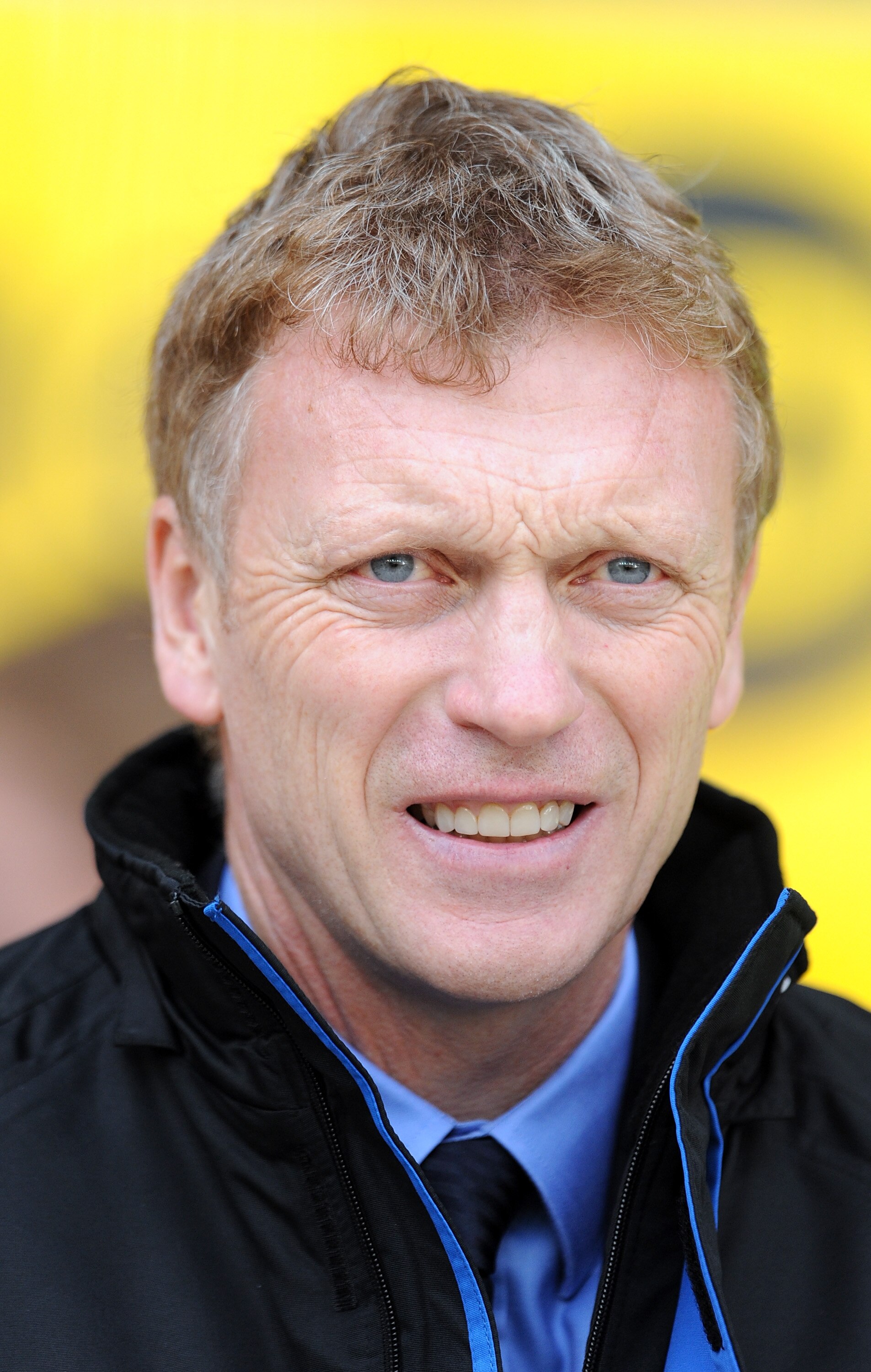 BLACKPOOL, ENGLAND - NOVEMBER 06: Everton manager David Moyes looks on during the Barclays Premier League match between Blackpool and Everton at Bloomfield Road on November 6, 2010 in Blackpool, England. (Photo by Chris Brunskill/Getty Images) BLACKPOOL, ENGLAND - NOVEMBER 06: Everton manager David Moyes looks on during the Barclays Premier League match between Blackpool and Everton at Bloomfield Road on November 6, 2010 in Blackpool, England. (Photo by Chris Brunskill/Getty Images)