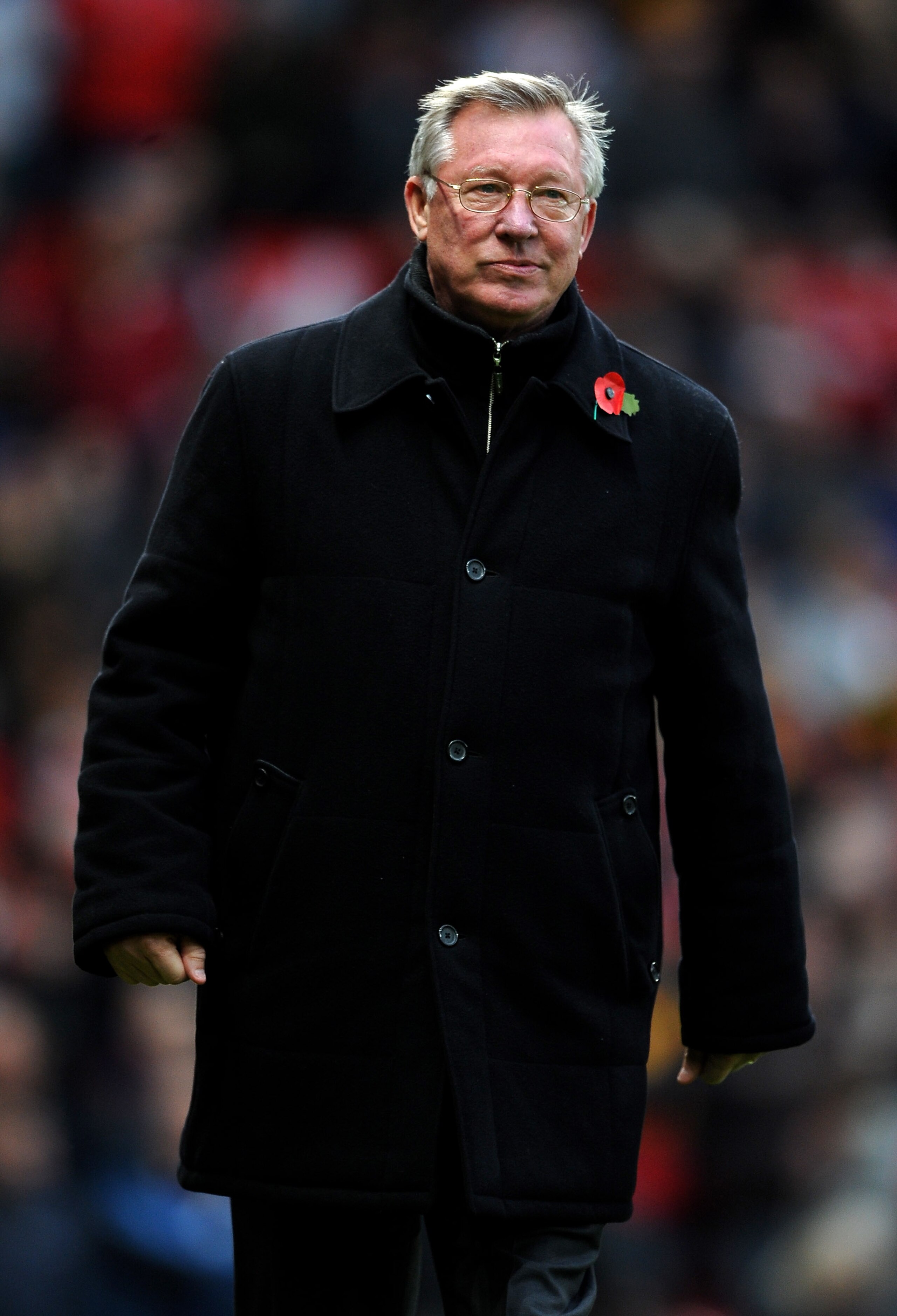MANCHESTER, ENGLAND - NOVEMBER 06:  Manchester United Manager Sir Alex Ferguson walks to the dugout prior to the Barclays Premier League match between Manchester United and Wolverhampton Wanderers at Old Trafford on November 6, 2010 in Manchester, England