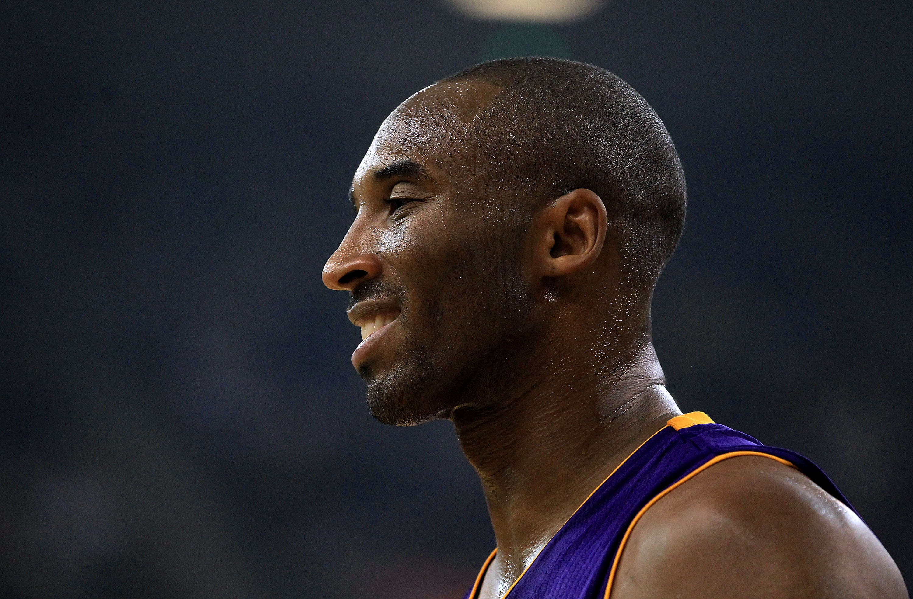 SACRAMENTO, CA - NOVEMBER 03:  Kobe Bryant #24 of the Los Angeles Lakers in action against the Sacramento Kings at ARCO Arena on November 3, 2010 in Sacramento, California.  NOTE TO USER: User expressly acknowledges and agrees that, by downloading and or
