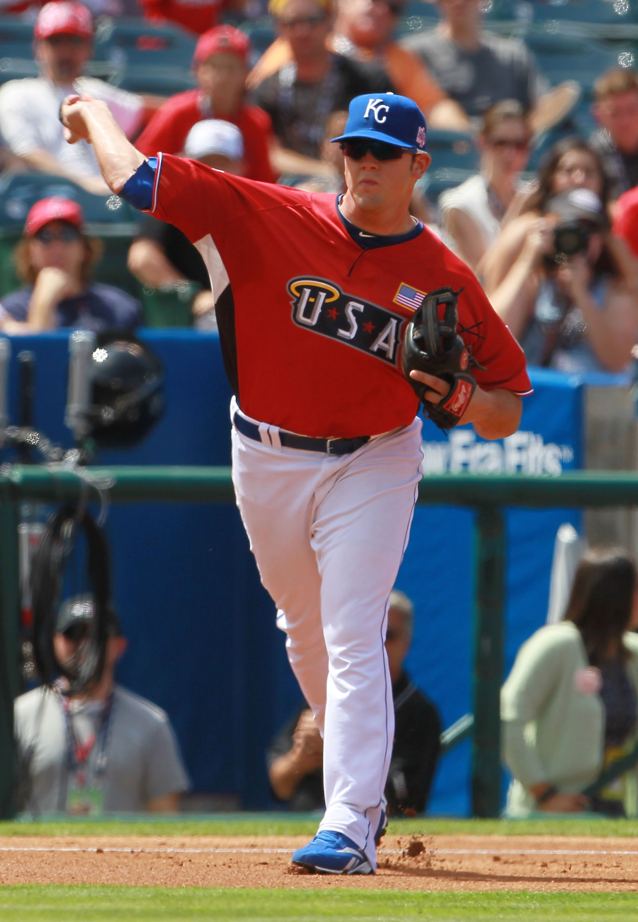 ANAHEIM, CA - JULY 11:  U.S. Futures All-Star Mike Moustakas #8 of the Kansas City Royals throws the ball during the 2010 XM All-Star Futures Game at Angel Stadium of Anaheim on July 11, 2010 in Anaheim, California.  (Photo by Jeff Gross/Getty Images)