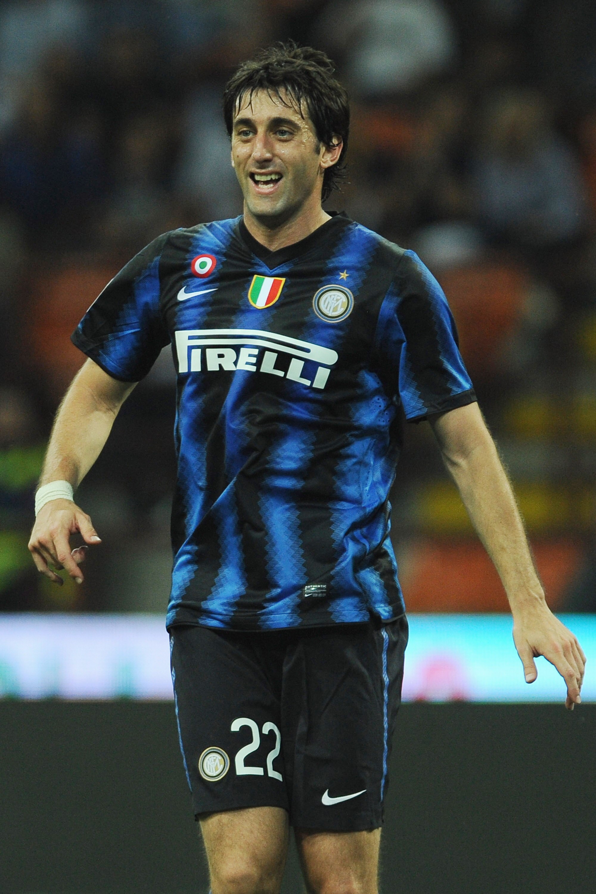 MILAN, ITALY - SEPTEMBER 22:  Diego Milito of FC Internazionale Milano smiles during the Serie A match between FC Internazionale Milano and AS Bari at Stadio Giuseppe Meazza on September 22, 2010 in Milan, Italy.  (Photo by Valerio Pennicino/Getty Images)