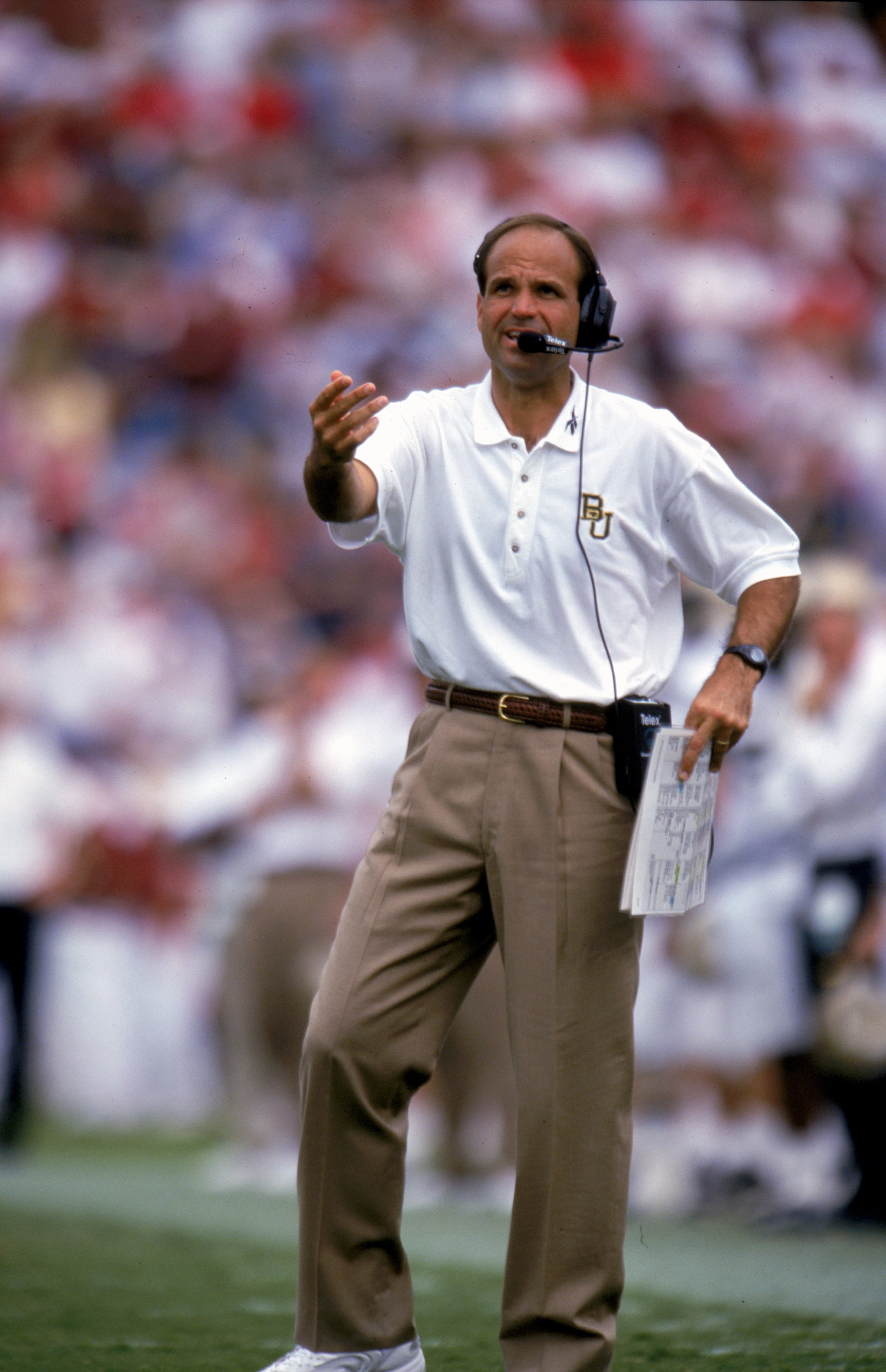 18 Sep 1999: Kevin Steele of the Baylor Bears motions from the sidelines during a game against the Oklahoma Sooners at Owen Field in Norman, Oklahoma. The Sooners defeated the Bears 41-10. 18 Sep 1999: Kevin Steele of the Baylor Bears motions from the sidelines during a game against the Oklahoma Sooners at Owen Field in Norman, Oklahoma. The Sooners defeated the Bears 41-10.