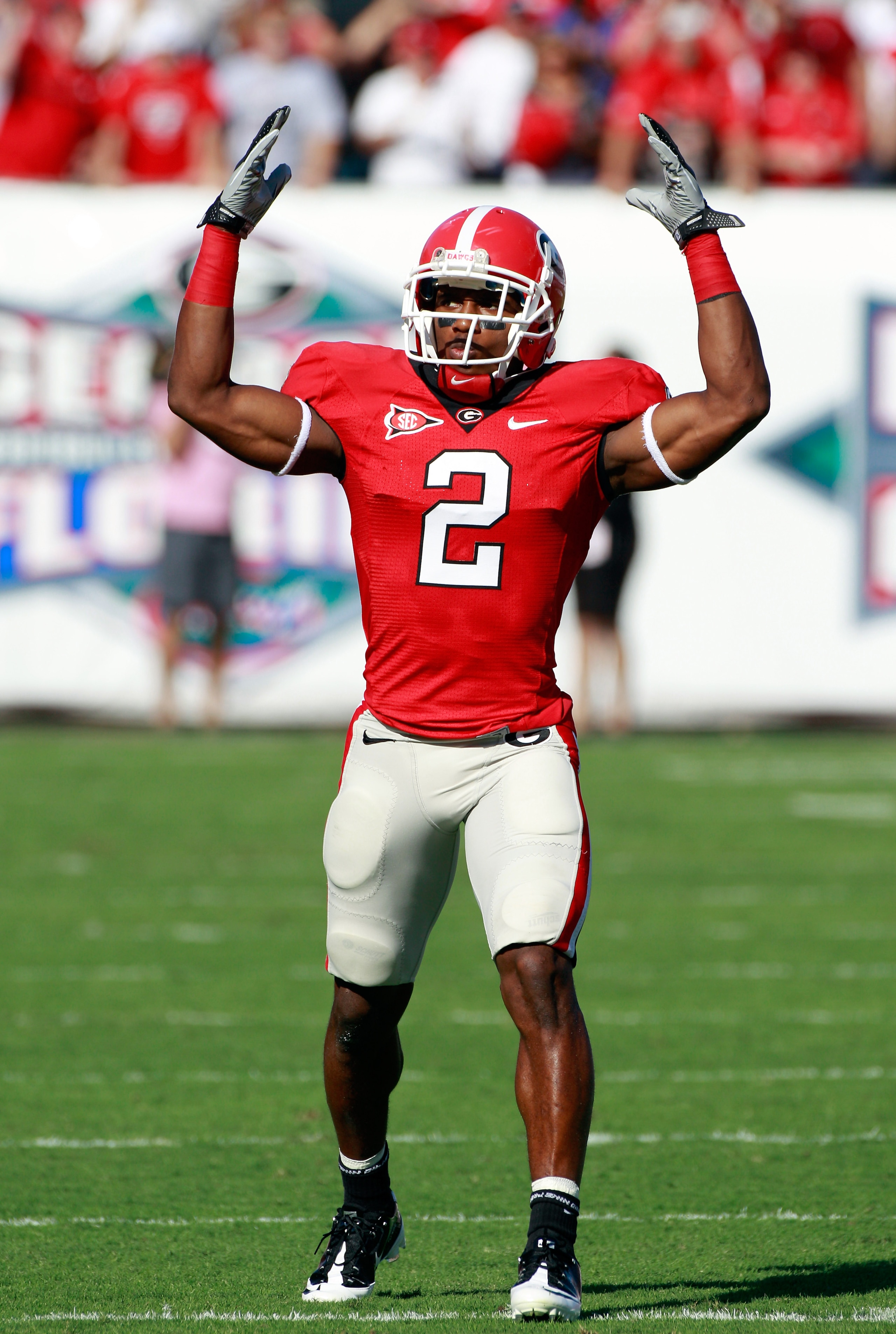 JACKSONVILLE, FL - OCTOBER 30:  Brandon Boykin #2 of the Georgia Bulldogs raises his arms during the game against the Florida Gators at EverBank Field on October 30, 2010 in Jacksonville, Florida.  (Photo by Sam Greenwood/Getty Images)
