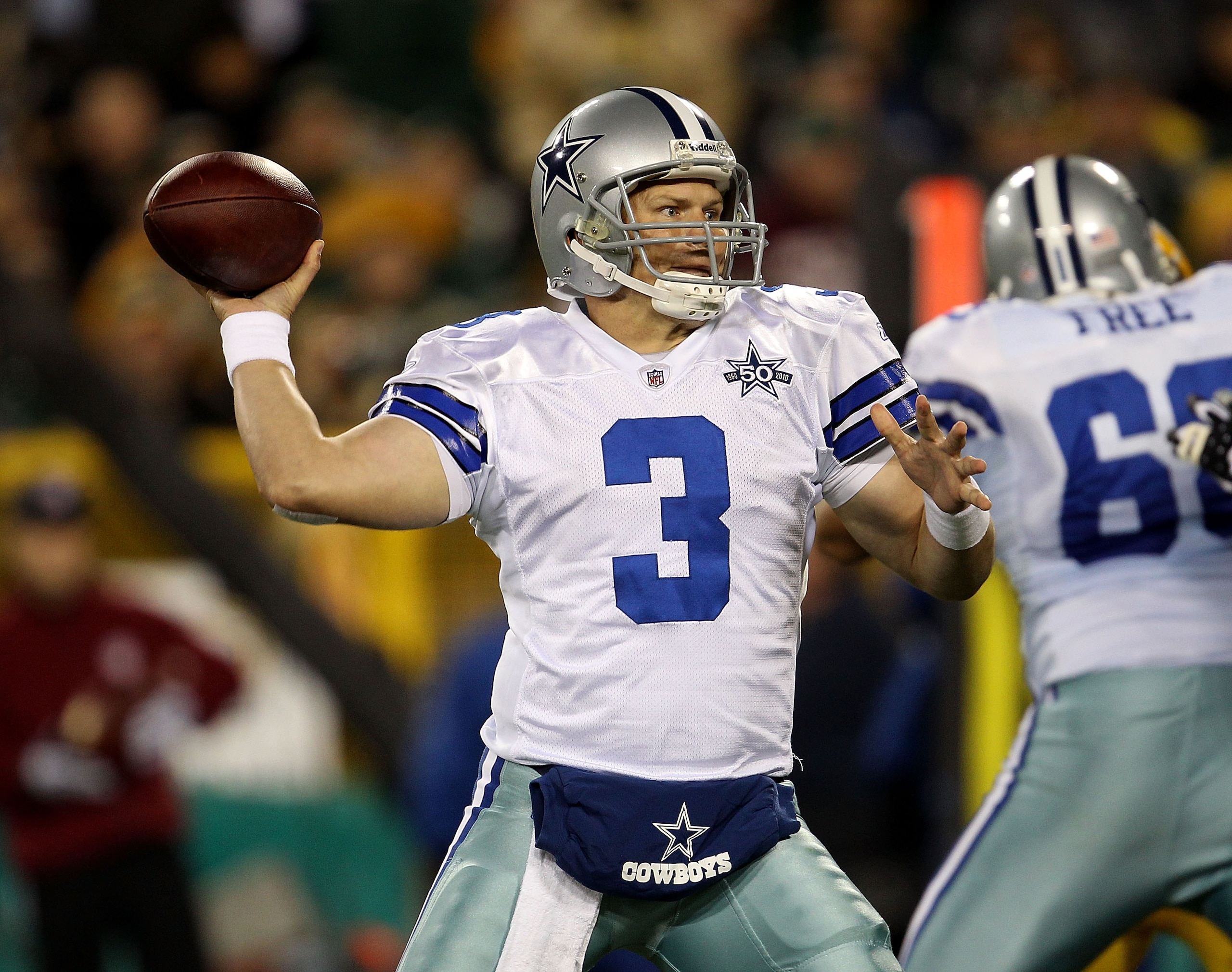 GREEN BAY, WI - NOVEMBER 07: Jon Kitna #3 of the Dallas Cowboys throws a pass against the Green Bay Packers at Lambeau Field on November 7, 2010 in Green Bay, Wisconsin. (Photo by Jonathan Daniel/Getty Images) GREEN BAY, WI - NOVEMBER 07: Jon Kitna #3 of the Dallas Cowboys throws a pass against the Green Bay Packers at Lambeau Field on November 7, 2010 in Green Bay, Wisconsin. (Photo by Jonathan Daniel/Getty Images)