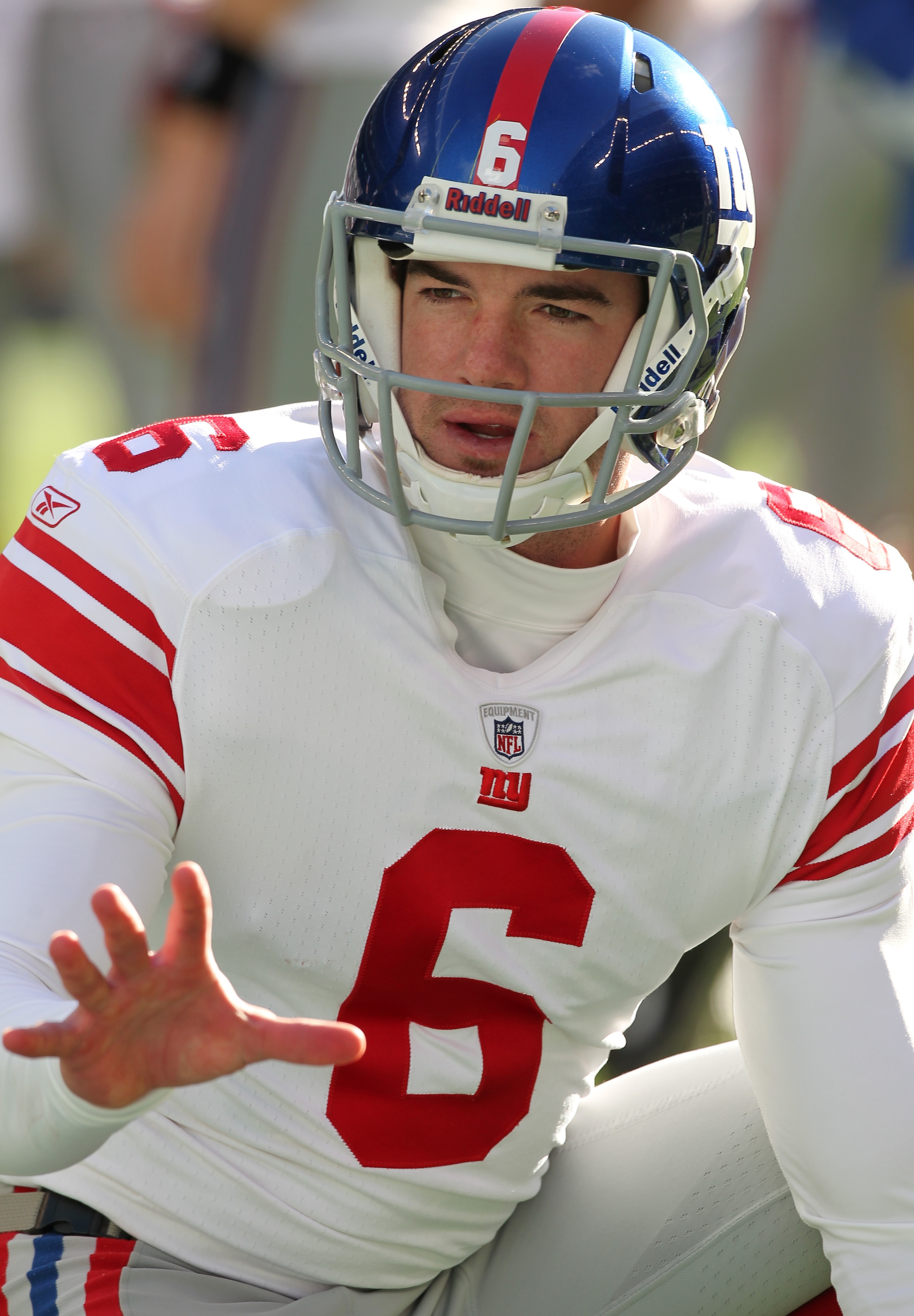 SEATTLE - NOVEMBER 07: Holder Matt Dodge #6 of the New York Giants prepares to take the snap for a field goal during warmups prior to the game against the Seattle Seahawks at Qwest Field on November 7, 2010 in Seattle, Washington. The Giants defeated the SEATTLE - NOVEMBER 07: Holder Matt Dodge #6 of the New York Giants prepares to take the snap for a field goal during warmups prior to the game against the Seattle Seahawks at Qwest Field on November 7, 2010 in Seattle, Washington. The Giants defeated the