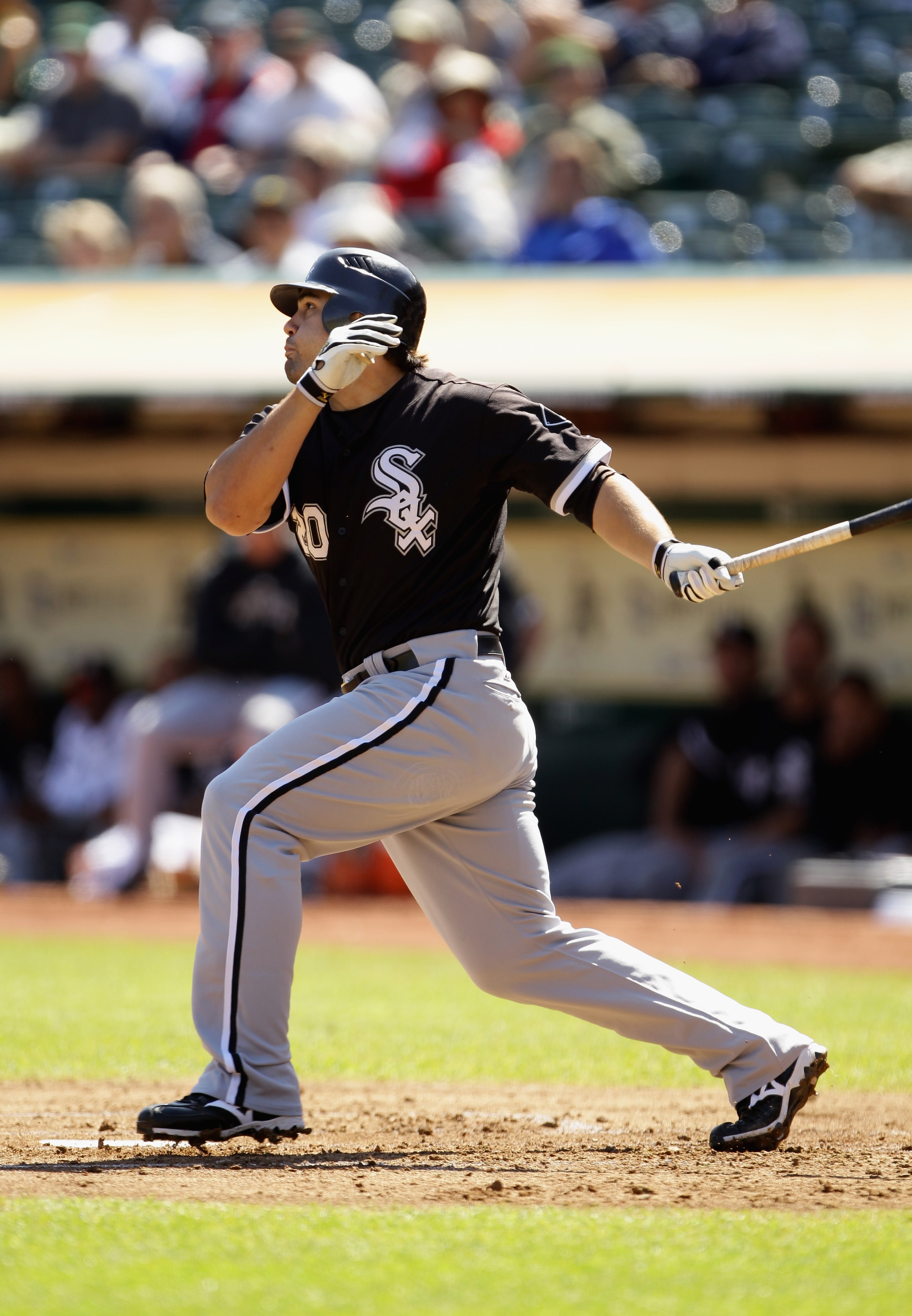 OAKLAND, CA - SEPTEMBER 22:  Carlos Quentin #20 of the Chicago White Sox bats against the Oakland Athletics at the Oakland-Alameda County Coliseum on September 22, 2010 in Oakland, California.  (Photo by Ezra Shaw/Getty Images)