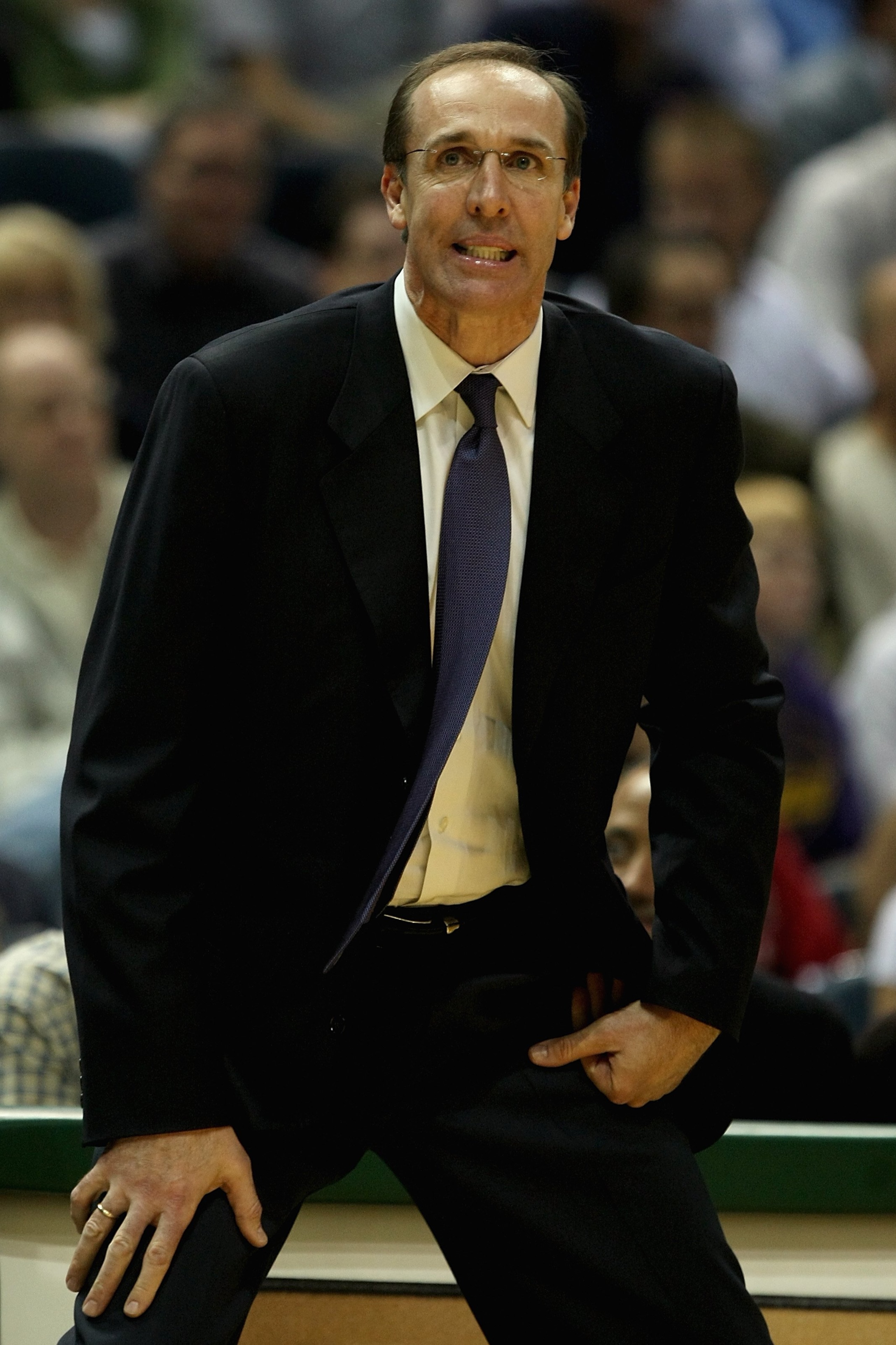 MILWAUKEE - NOVEMBER 14: Head coach Marc Iavaroni of the Memphis Grizzlies watches the action against the Milwaukee Bucks on November 14, 2007 at the Bradley Center in Milwaukee, Wisconsin.  The Bucks won 102-99.  NOTE TO USER: User expressly acknowledges
