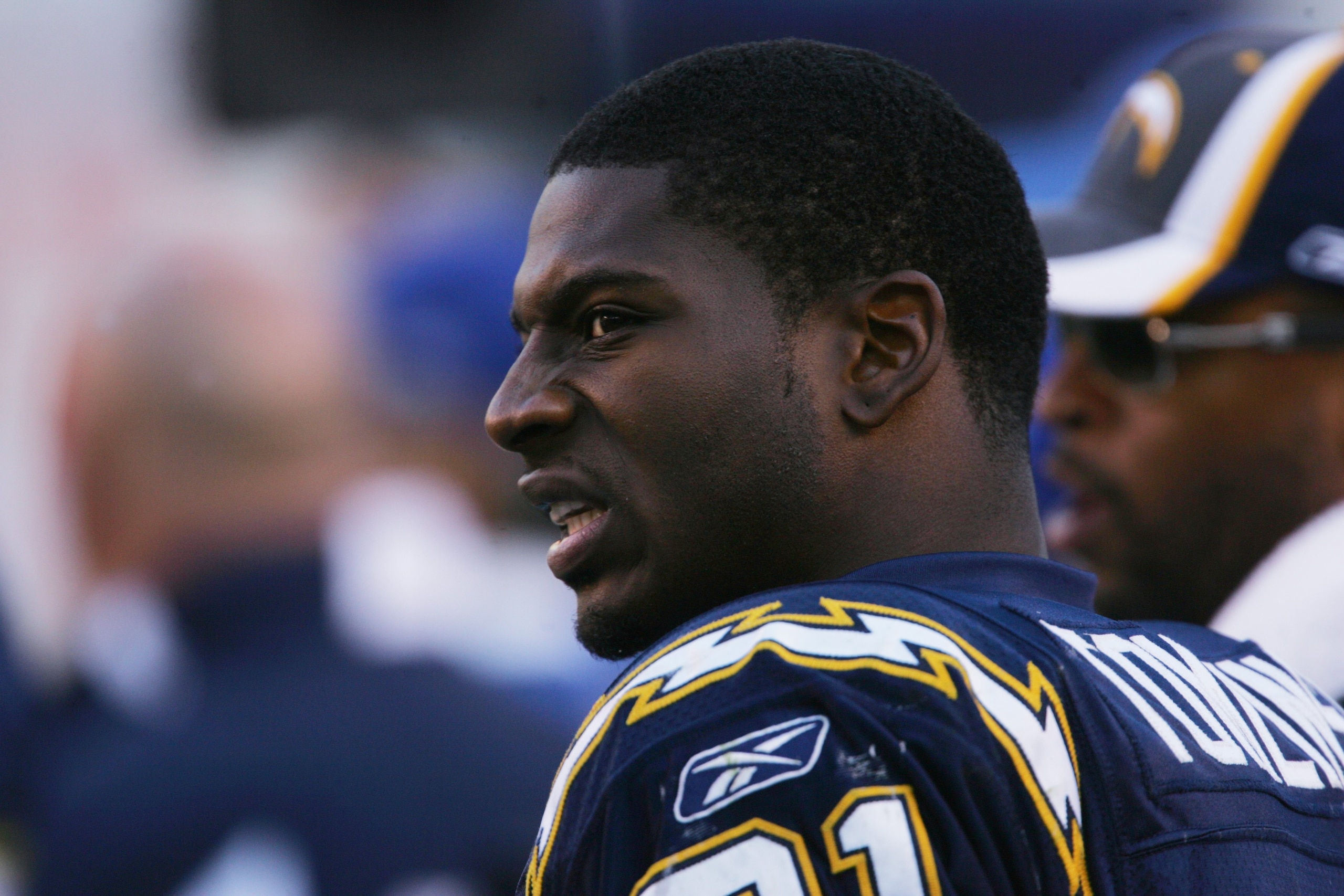 SAN DIEGO - DECEMBER 31:  Running back LaDainian Tomlinson #21 of the San Diego Chargers looks on against the Arizona Cardinals at Qualcomm Stadium on December 31, 2006 in San Diego, California. The Chargers won 27-20. (Photo by Stephen Dunn/Getty Images)