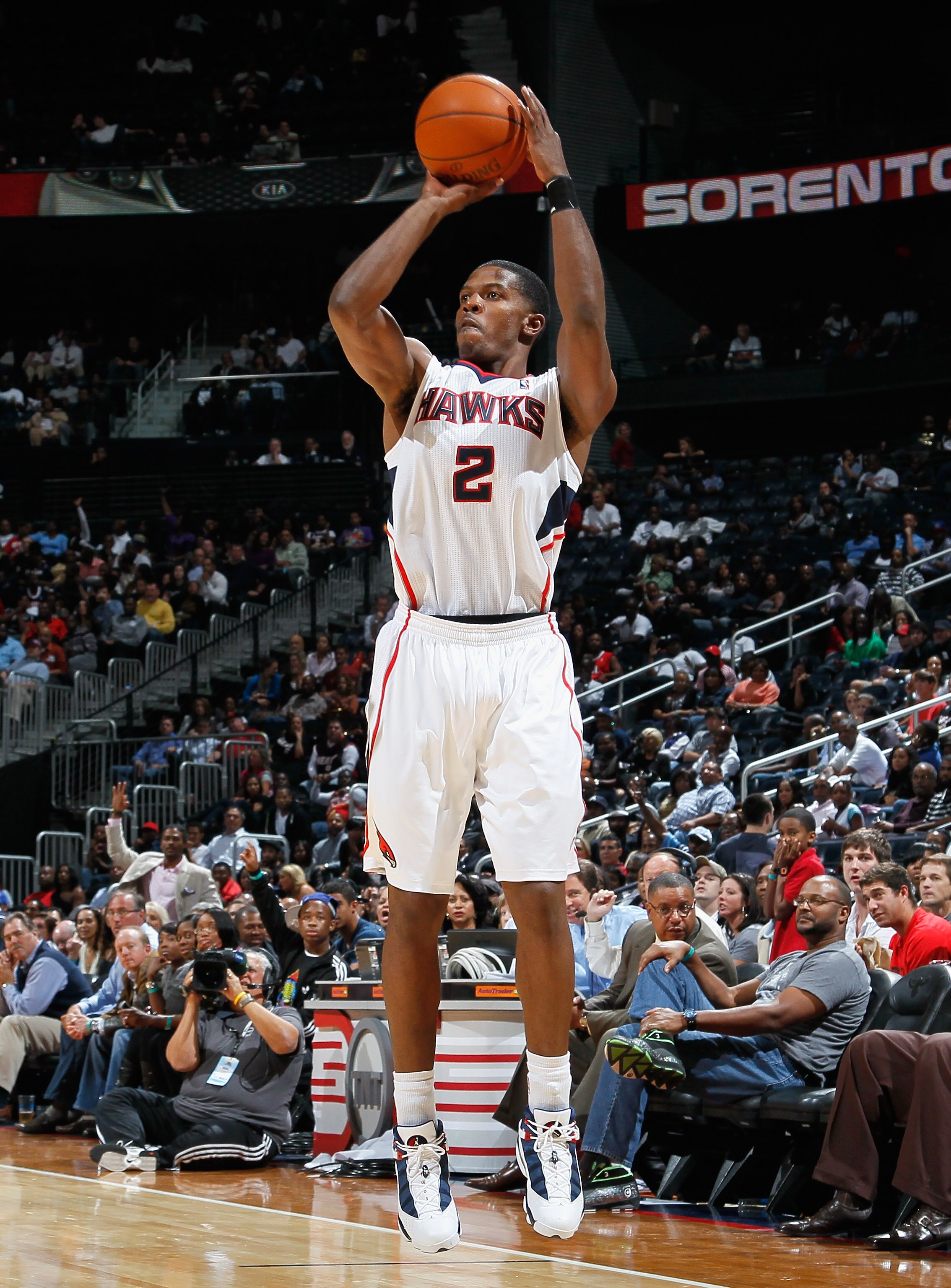 ATLANTA - OCTOBER 21:  Joe Johnson #2 of the Atlanta Hawks against the Miami Heat at Philips Arena on October 21, 2010 in Atlanta, Georgia.  (Photo by Kevin C. Cox/Getty Images)