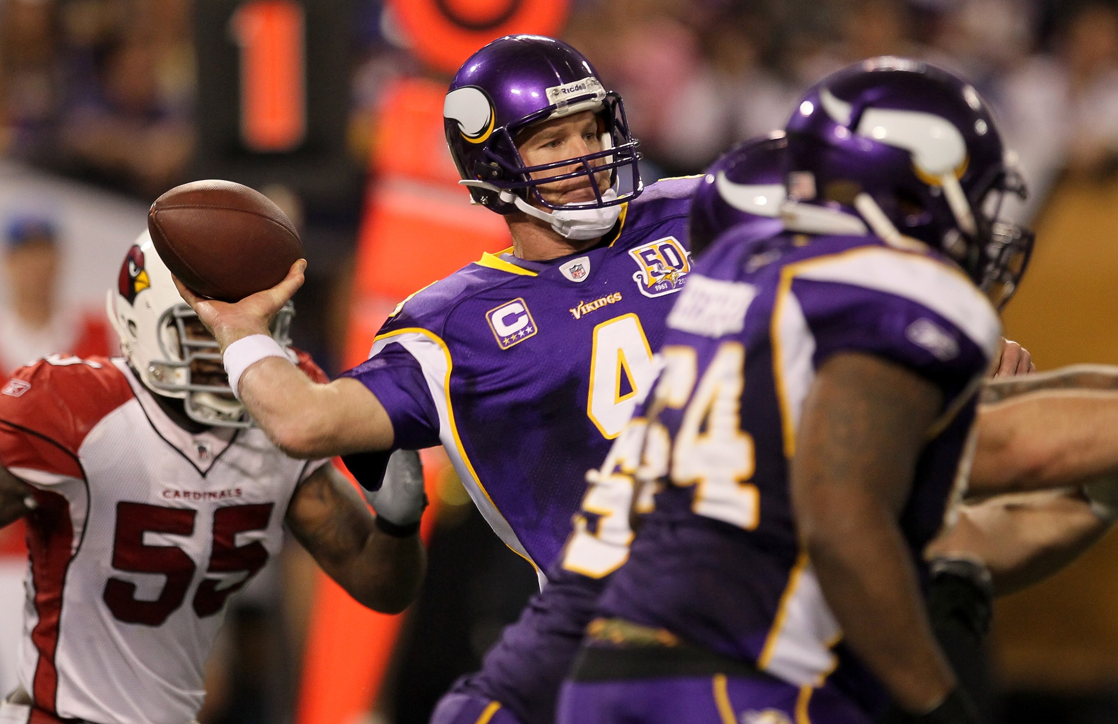 MINNEAPOLIS - NOVEMBER 07:  Quarterback Brett Favre #4 of the Minnesota Vikings throws a pass against the Arizona Cardinals at Hubert H. Humphrey Metrodome on November 7, 2010 in Minneapolis, Minnesota.  The Vikings won 27-24 in overtime. (Photo by Stephe