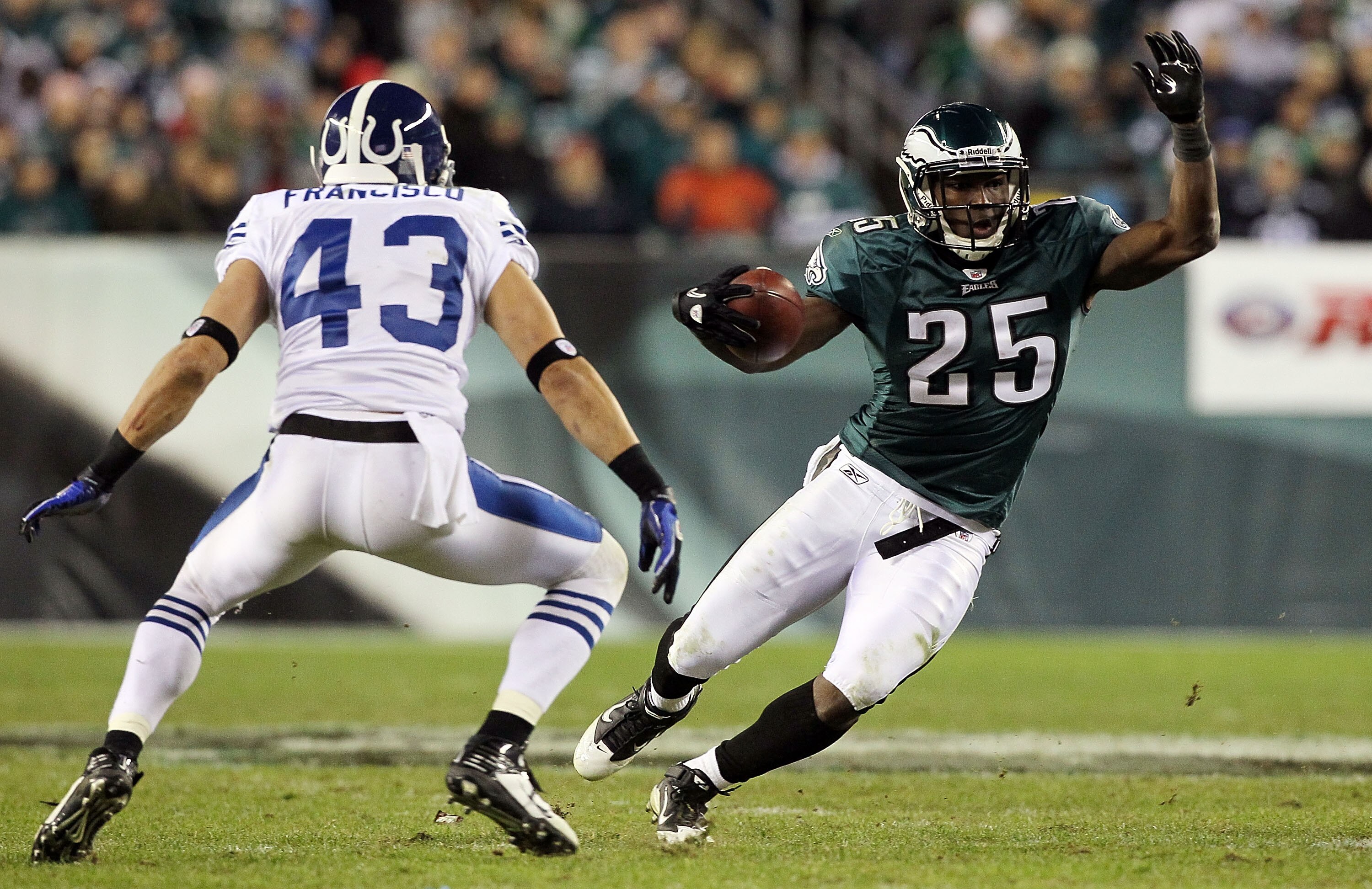 PHILADELPHIA - NOVEMBER 07: LeSean McCoy #25 of the Philadelphia Eagles runs the ball against Aaron Francisco #43 of the Indianapolis Colts on November 7, 2010 at Lincoln Financial Field in Philadelphia, Pennsylvania. The Eagles defeated the Colts 26-24. PHILADELPHIA - NOVEMBER 07: LeSean McCoy #25 of the Philadelphia Eagles runs the ball against Aaron Francisco #43 of the Indianapolis Colts on November 7, 2010 at Lincoln Financial Field in Philadelphia, Pennsylvania. The Eagles defeated the Colts 26-24.