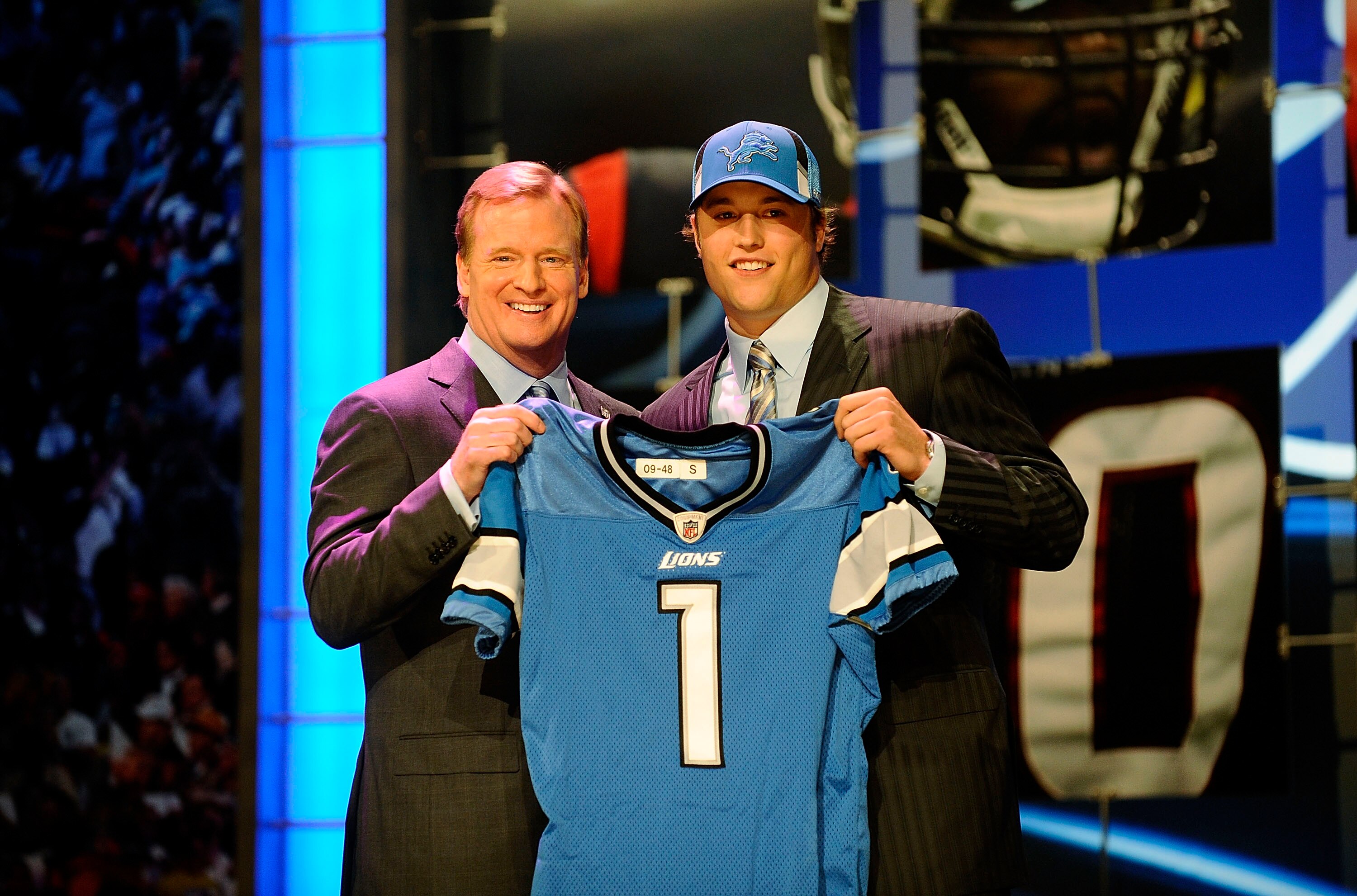 NEW YORK - APRIL 25:  NFL Commissioner Roger Goodell stands with Detroit Lions #1 draft pick Matthew Stafford at  Radio City Music Hall for the 2009 NFL Draft on April 25, 2009 in New York City  (Photo by Jeff Zelevansky/Getty Images)