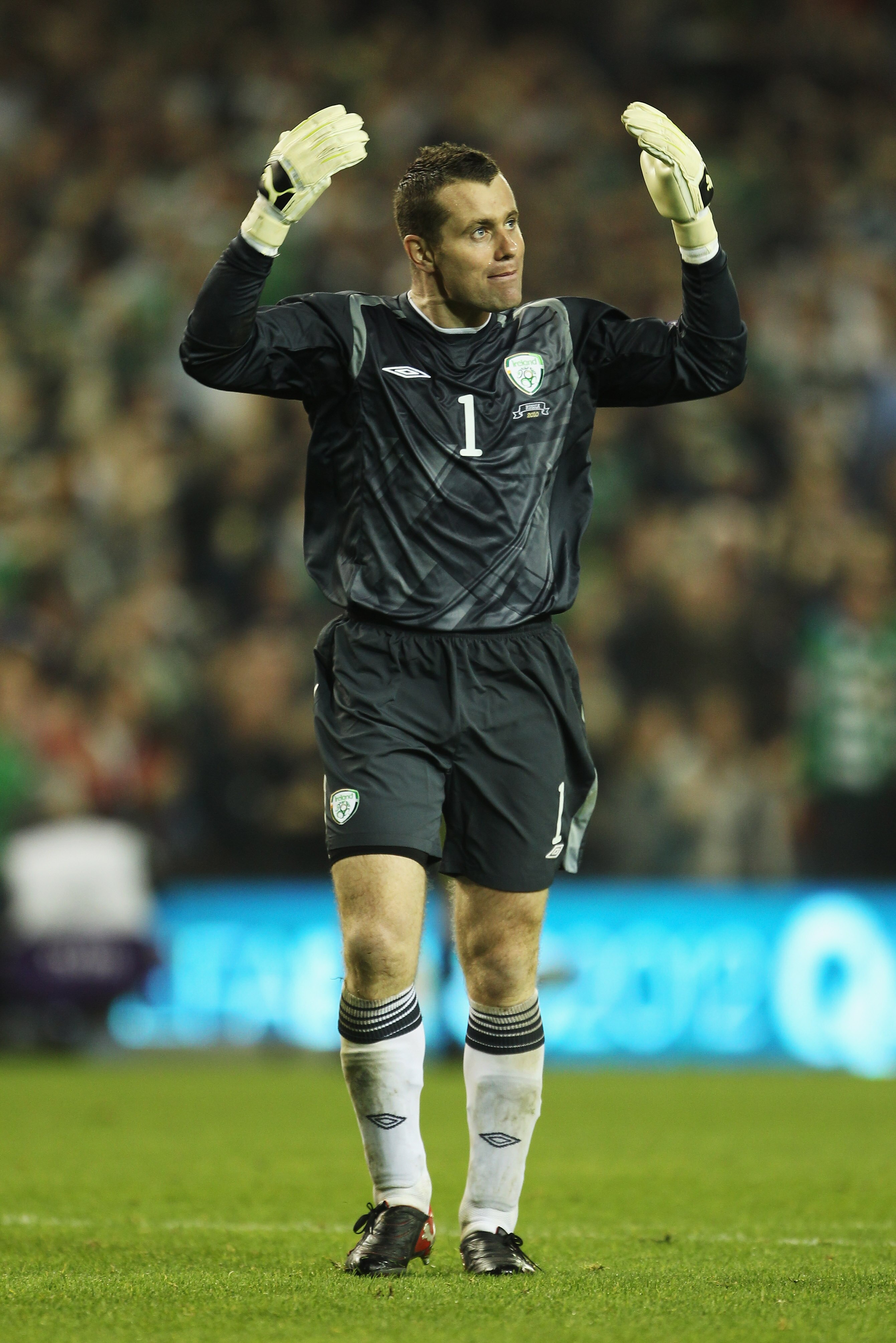 DUBLIN, IRELAND - OCTOBER 08:  Republic of Ireland goalkeeper Shay Given reacts during the EURO 2012 Qualifier Group B match between the Republic of Ireland and Russia at Lansdowne Road on October 8, 2010 in Dublin, Ireland.  (Photo by Bryn Lennon/Getty I