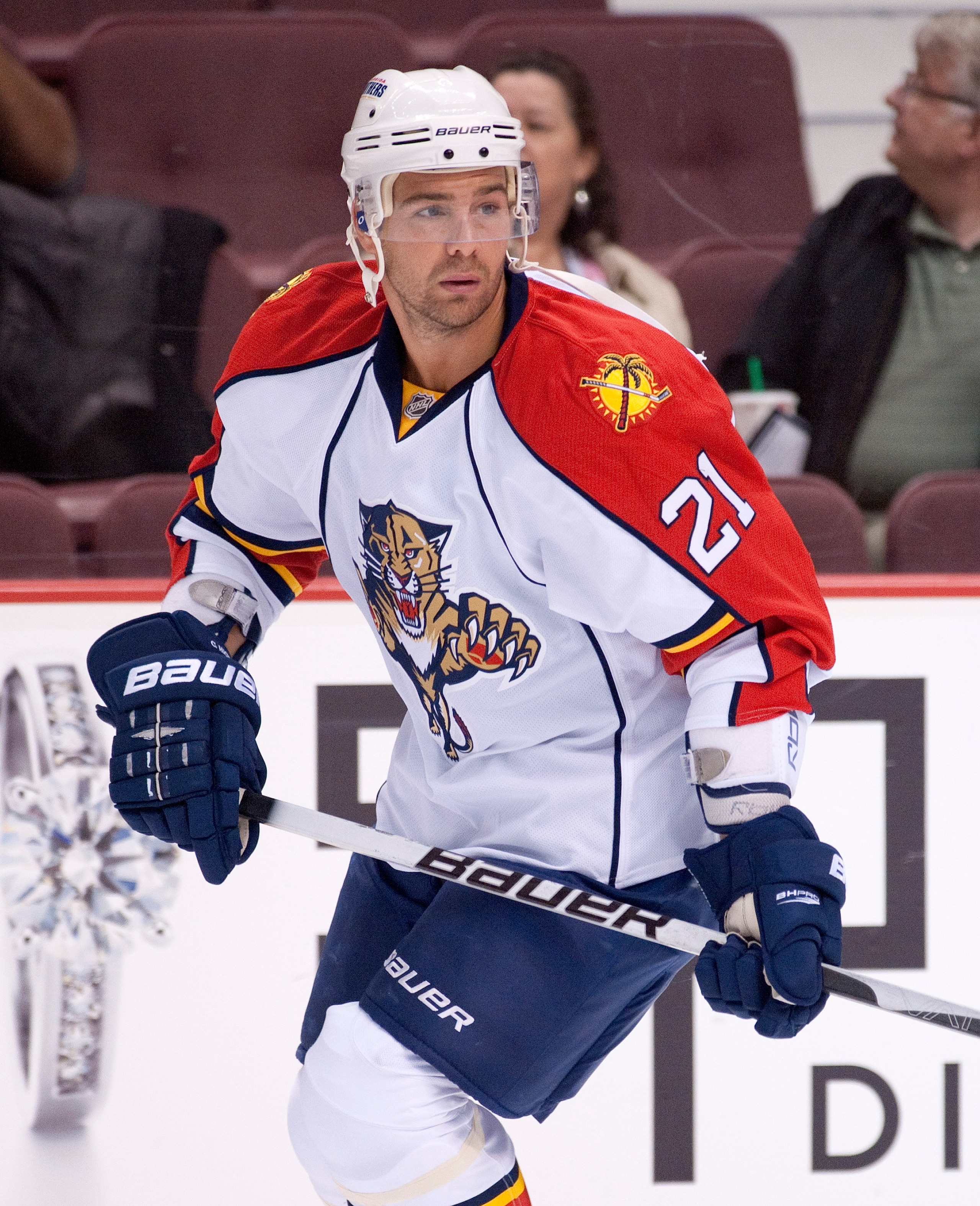 VANCOUVER, CANADA - OCTOBER 11: Chris Higgins #21 of the Florida Panthers takes part in the team warm up prior to NHL action against the Vancouver Canucks on October 11, 2010 at Rogers Arena in Vancouver, British Columbia, Canada. (Photo by Rich Lam/Gett VANCOUVER, CANADA - OCTOBER 11: Chris Higgins #21 of the Florida Panthers takes part in the team warm up prior to NHL action against the Vancouver Canucks on October 11, 2010 at Rogers Arena in Vancouver, British Columbia, Canada. (Photo by Rich Lam/Gett