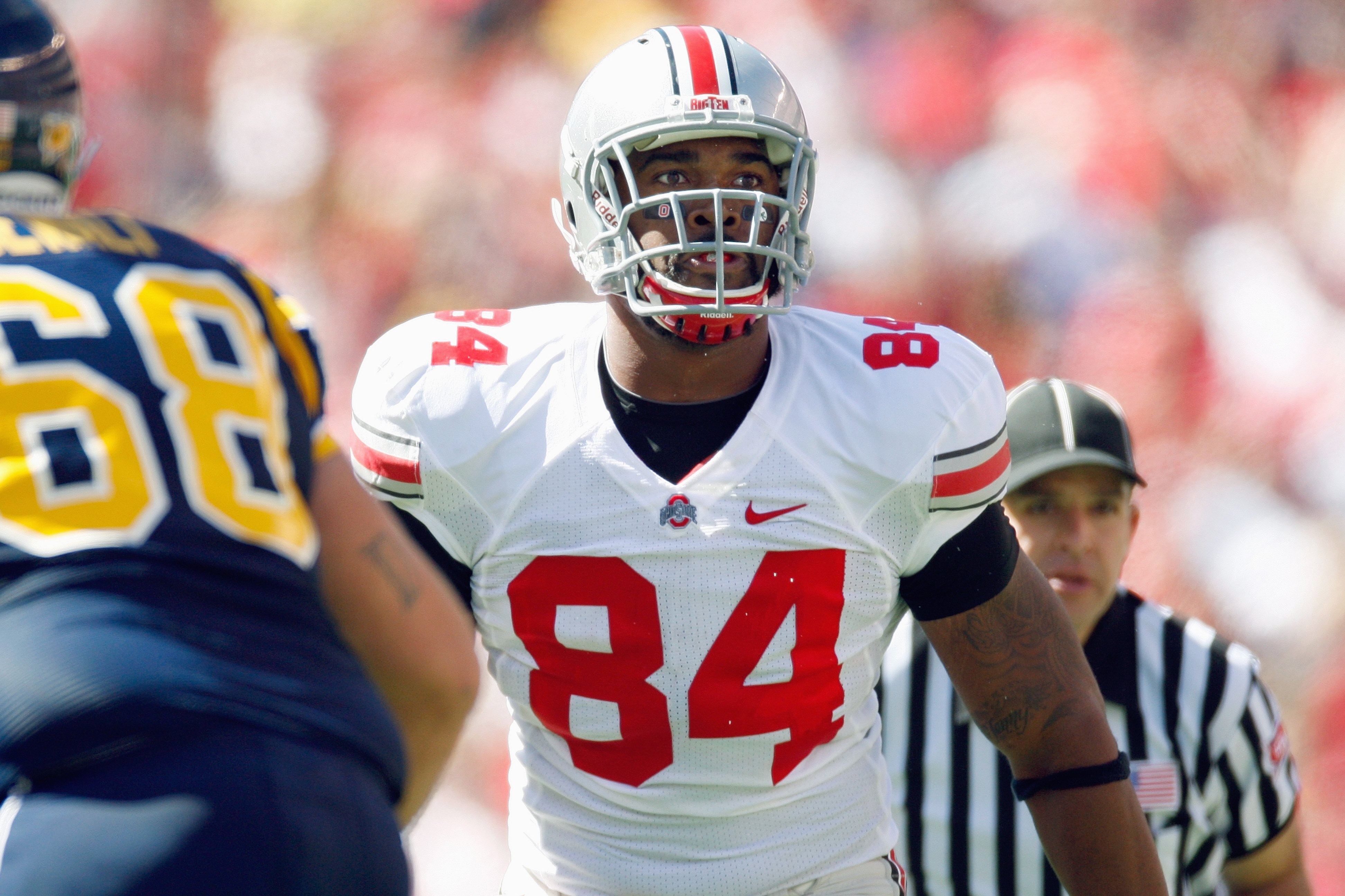 CLEVELAND - SEPTEMBER 19:  Doug Worthington #84 of the Ohio State Buckeyes moves off the line during the game against the Toledo Rockets at Cleveland Browns Stadium on September 19, 2009 in Cleveland, Ohio. The Ohio State Buckeyes shutout the Toledo Rocke