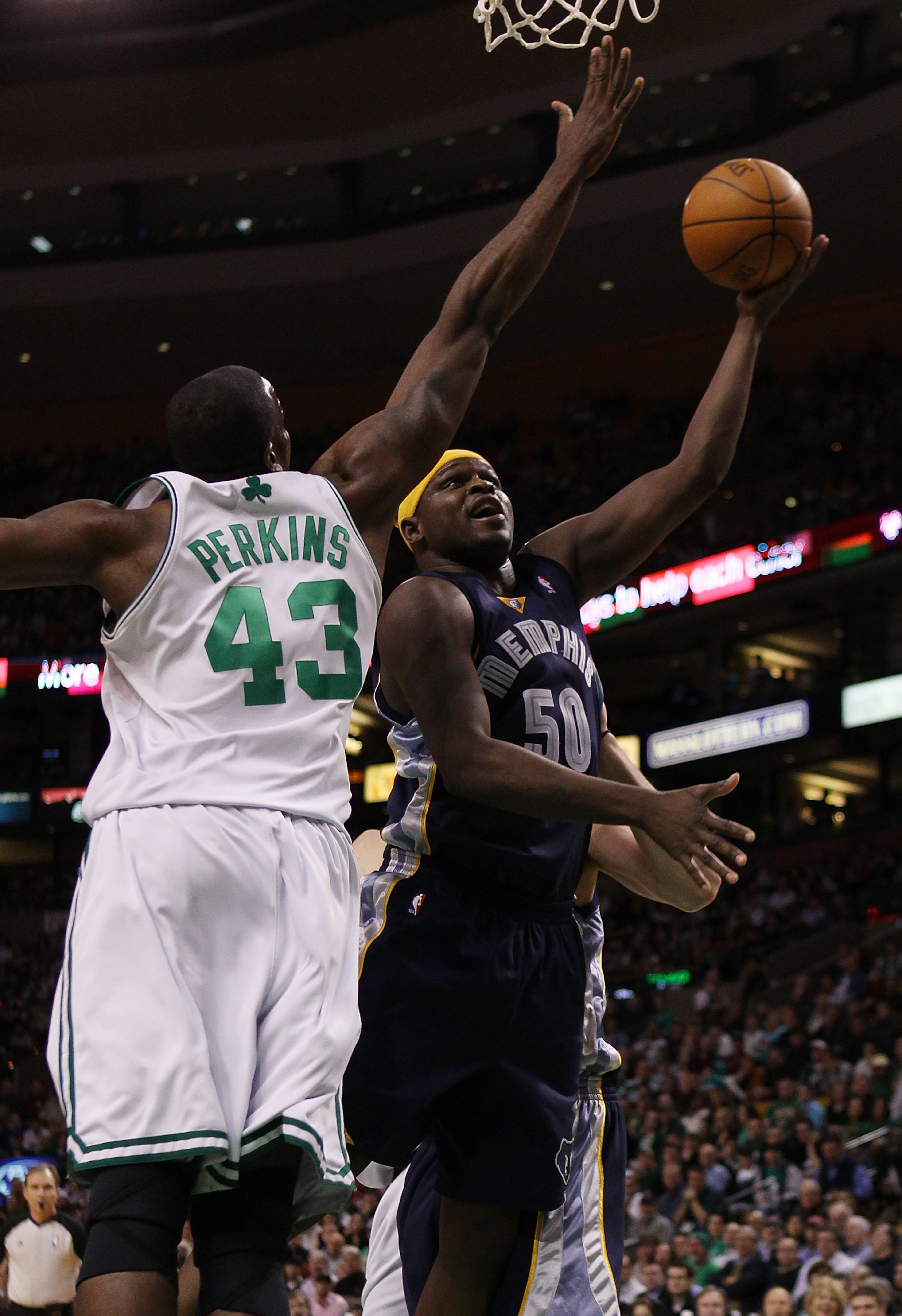 BOSTON - MARCH 10: Zach Randolph #50 of the Memphis Grizzlies heads for the net as Kendrick Perkins #43 of the Boston Celtics defends on March 10, 2010 at the TD Garden in Boston, Massachusetts. NOTE TO USER: User expressly acknowledges and agrees that, BOSTON - MARCH 10: Zach Randolph #50 of the Memphis Grizzlies heads for the net as Kendrick Perkins #43 of the Boston Celtics defends on March 10, 2010 at the TD Garden in Boston, Massachusetts. NOTE TO USER: User expressly acknowledges and agrees that,