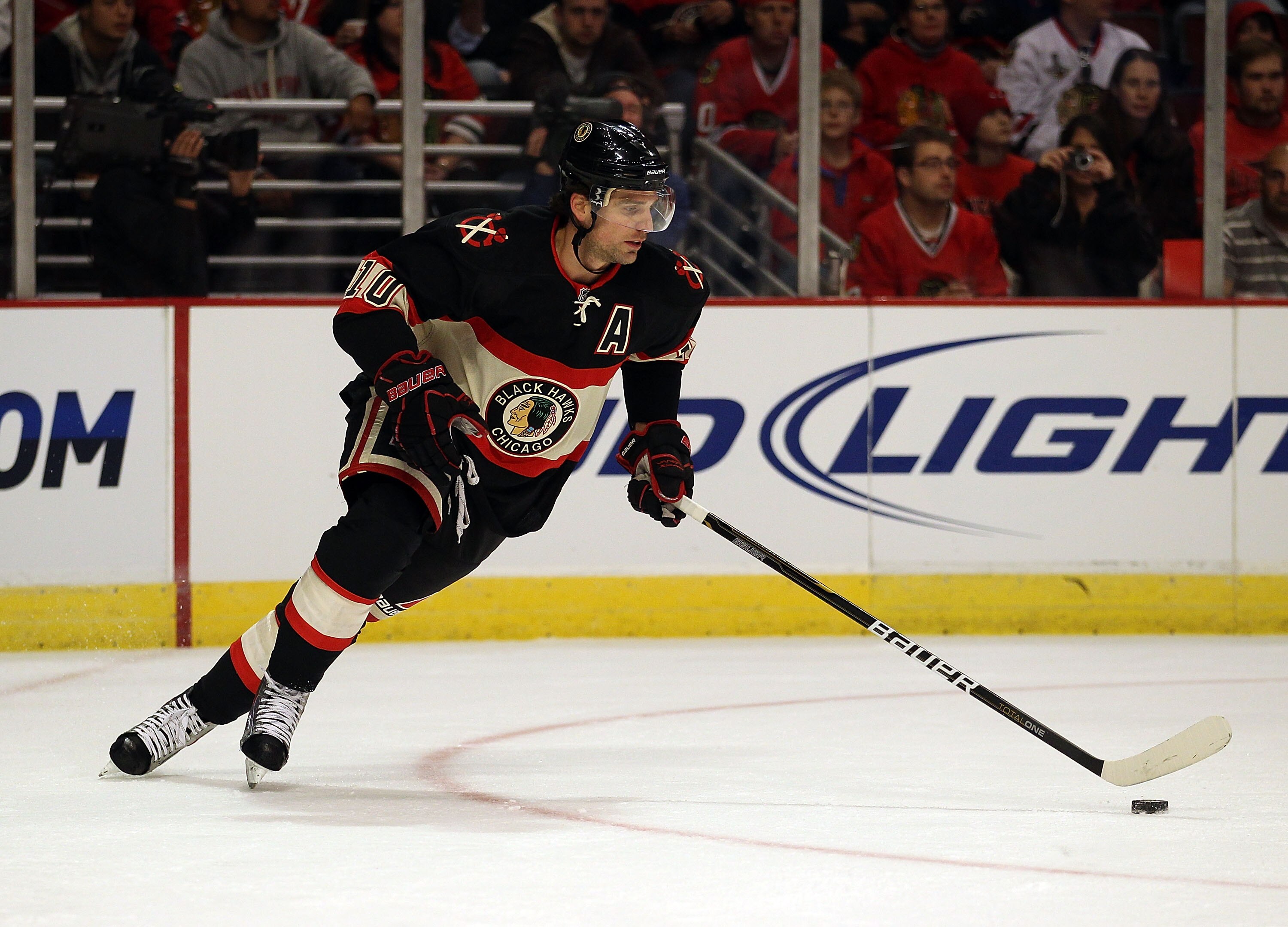 CHICAGO - OCTOBER 29: Patrick Sharp #10 of the Chicago Blackhawks skates up the ice against the Edmonton Oilers at the United Center on October 29, 2010 in Chicago, Illinois. The Oilers defeated the Blackhawks 7-4. (Photo by Jonathan Daniel/Getty Images)