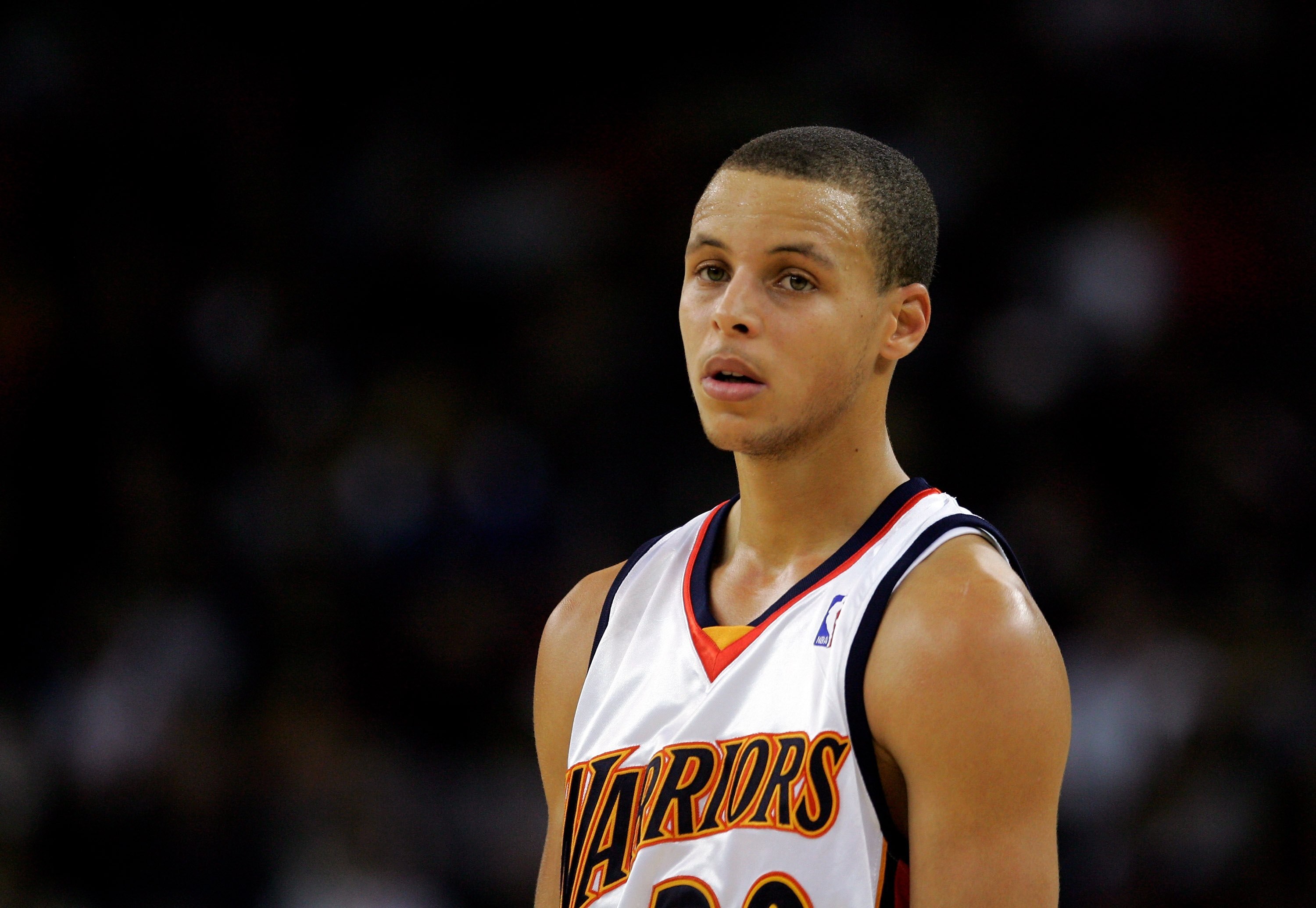 OAKLAND, CA - JANUARY 18:  Stephen Curry #30 of the Golden State Warriors in action during their game against the Chicago Bulls at Oracle Arena on January 18, 2010 in Oakland, California.  NOTE TO USER: User expressly acknowledges and agrees that, by down
