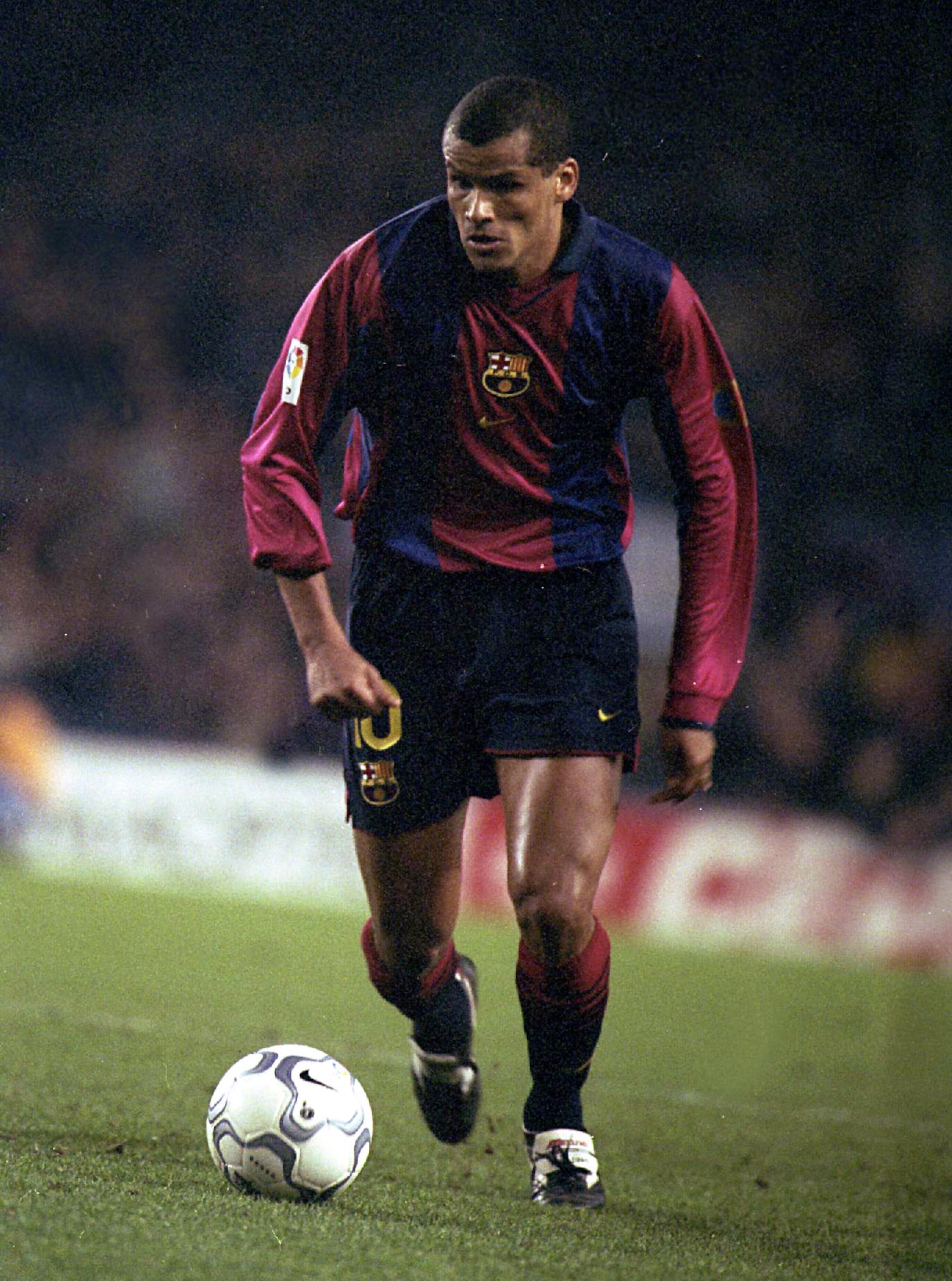 20 Dec 2000: Rivaldo of Barcelona in action during the Primera Liga match between Barcelona and Alaves played at the Nou Camp in Barcelona. Mandatory Credit: Allsport UK/ALLSPORT 20 Dec 2000: Rivaldo of Barcelona in action during the Primera Liga match between Barcelona and Alaves played at the Nou Camp in Barcelona. Mandatory Credit: Allsport UK/ALLSPORT