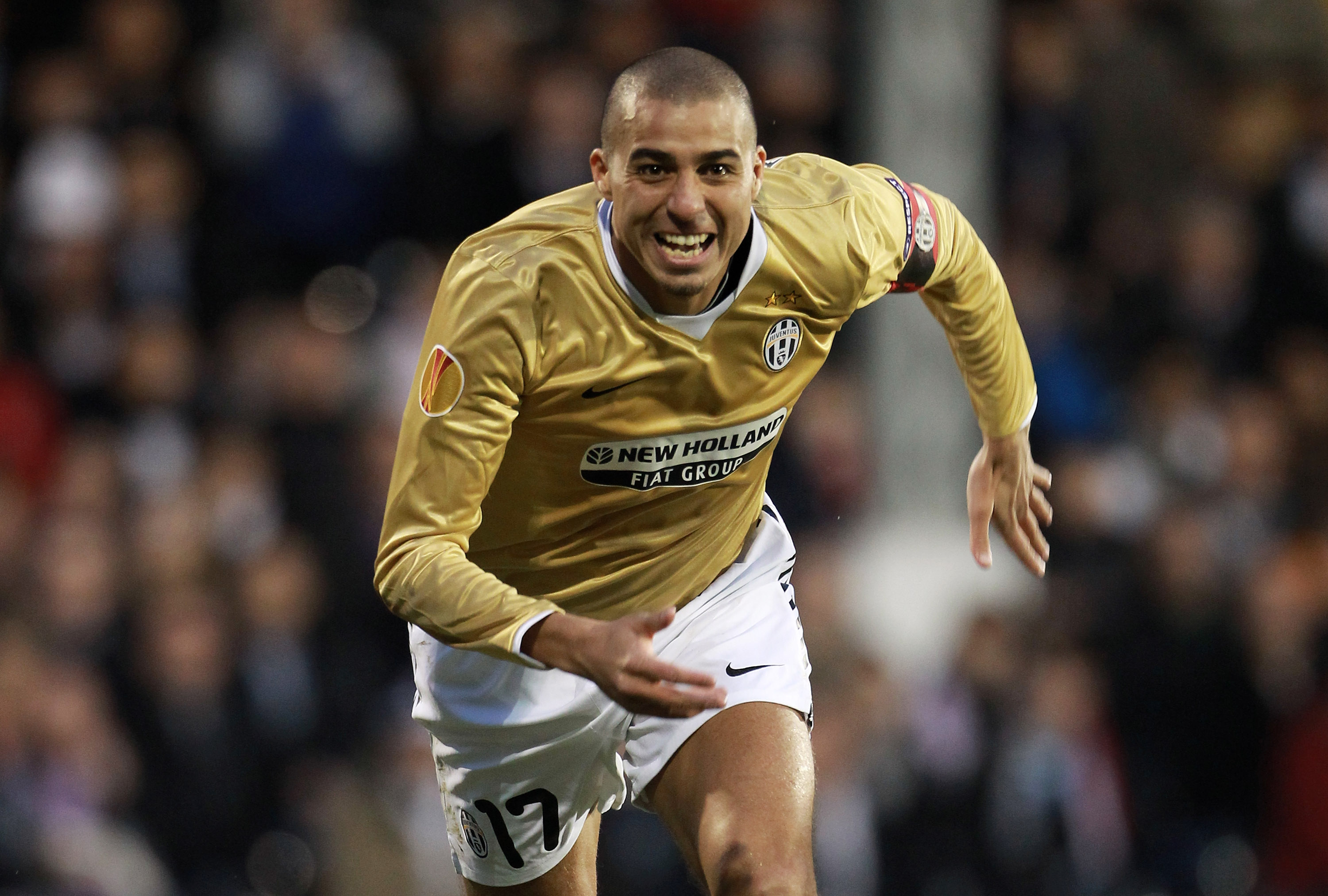 LONDON, ENGLAND - MARCH 18:  David Trezeguet of Juventus celebrates scoring the opening goal during the UEFA Europa League Round of 16 second leg match between Fulham and Juventus at Craven Cottage on March 18, 2010 in London, England.  (Photo by Phil Col
