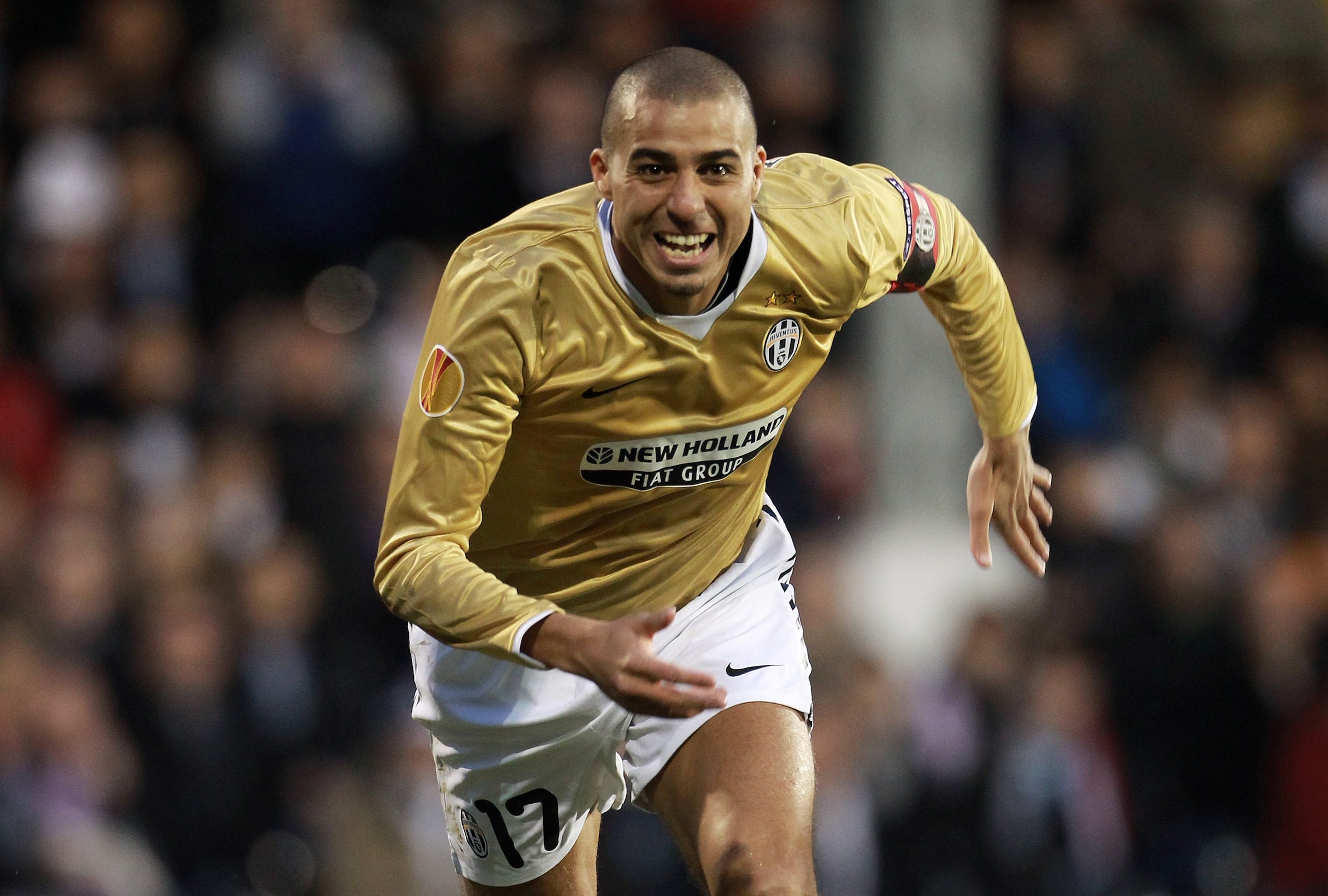 LONDON, ENGLAND - MARCH 18: David Trezeguet of Juventus celebrates scoring the opening goal during the UEFA Europa League Round of 16 second leg match between Fulham and Juventus at Craven Cottage on March 18, 2010 in London, England. (Photo by Phil Col LONDON, ENGLAND - MARCH 18: David Trezeguet of Juventus celebrates scoring the opening goal during the UEFA Europa League Round of 16 second leg match between Fulham and Juventus at Craven Cottage on March 18, 2010 in London, England. (Photo by Phil Col