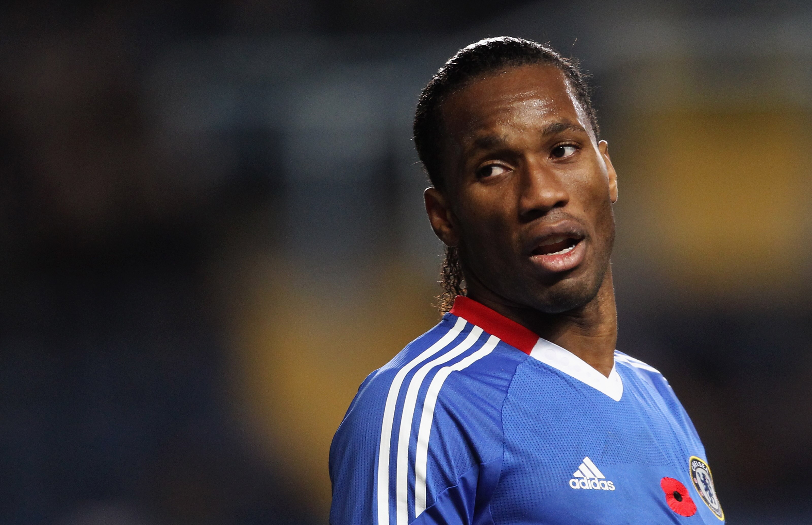 LONDON, ENGLAND - NOVEMBER 14:  Didier Drogba of Chelsea looks on during the Barclays Premier League match between Chelsea and Sunderland at Stamford Bridge on November 14, 2010 in London, England.  (Photo by Scott Heavey/Getty Images)