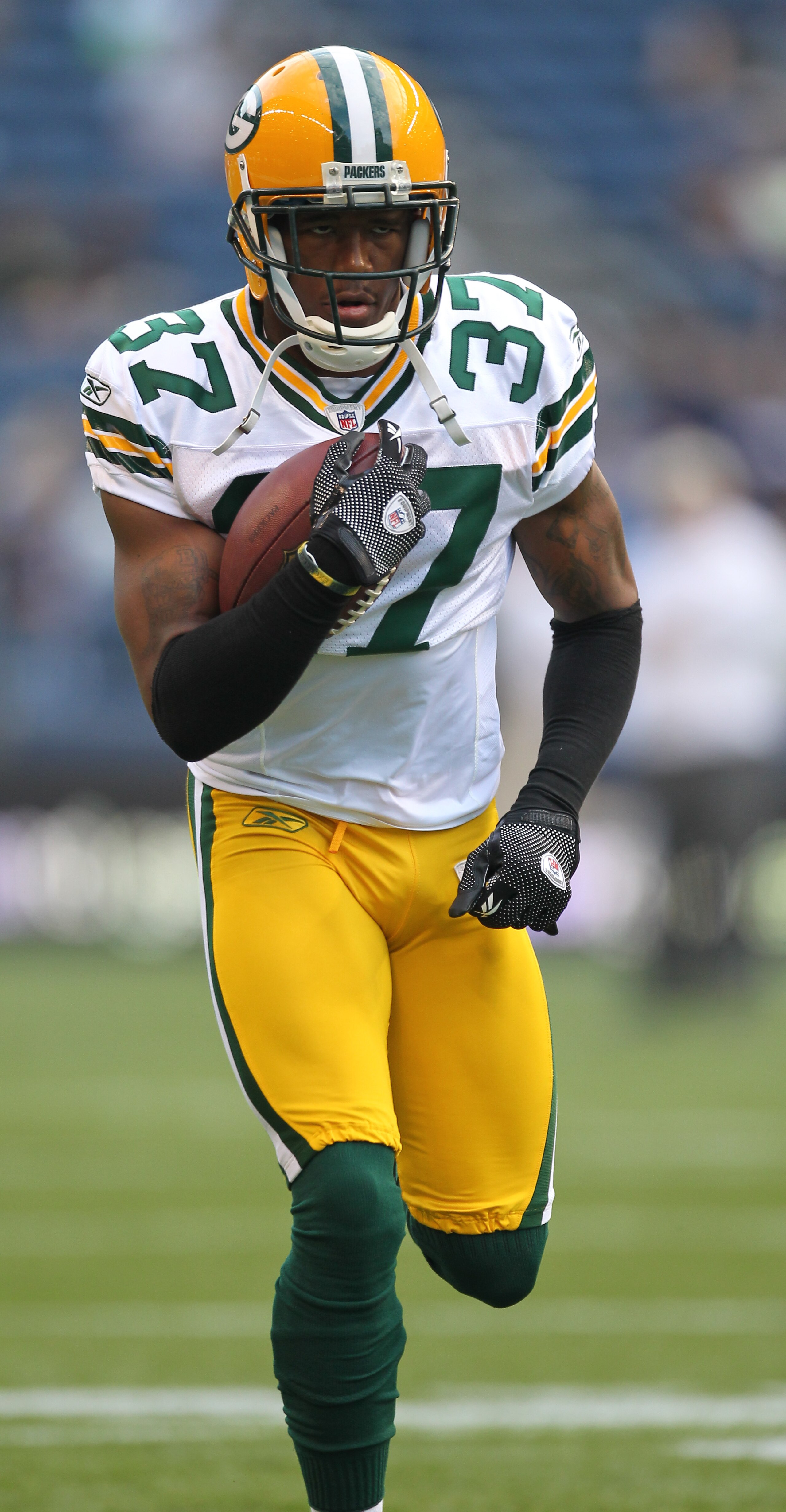 SEATTLE - AUGUST 21:  Corner back Sam Shields of the Green Bay Packers warms up prior to the preseason game against the Seattle Seahawks at Qwest Field on August 21, 2010 in Seattle, Washington. (Photo by Otto Greule Jr/Getty Images)
