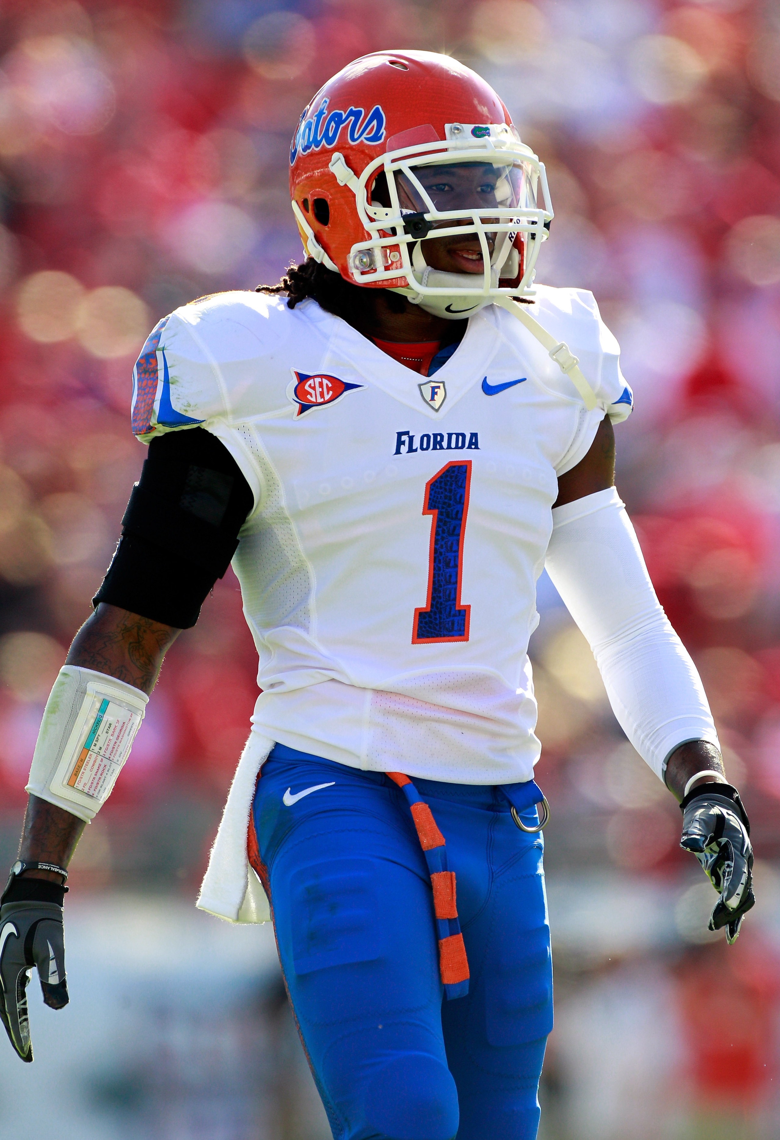JACKSONVILLE, FL - OCTOBER 30:  Janoris Jenkins #1 of the Florida Gators looks over the offense during the game against the Georgia Bulldogs at EverBank Field on October 30, 2010 in Jacksonville, Florida.  (Photo by Sam Greenwood/Getty Images)
