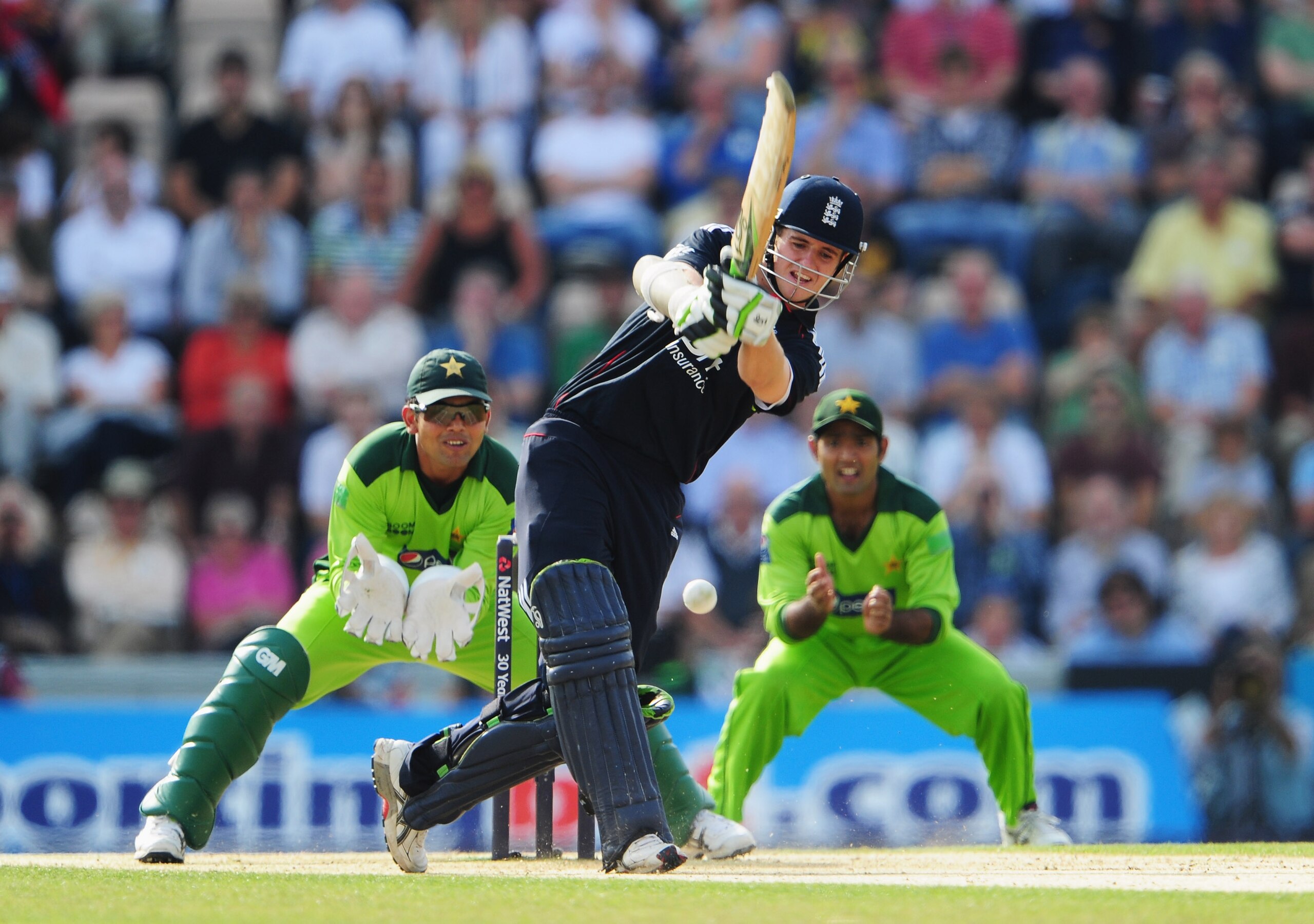 SOUTHAMPTON, ENGLAND - SEPTEMBER 22: Steven Davies of England plays the shot which led to his dismissal, stumped by Kamran Akmal of Pakistan off the bowling of Mohammad Hafeez during the 5th NatWest One Day International between England and Pakistan at Th