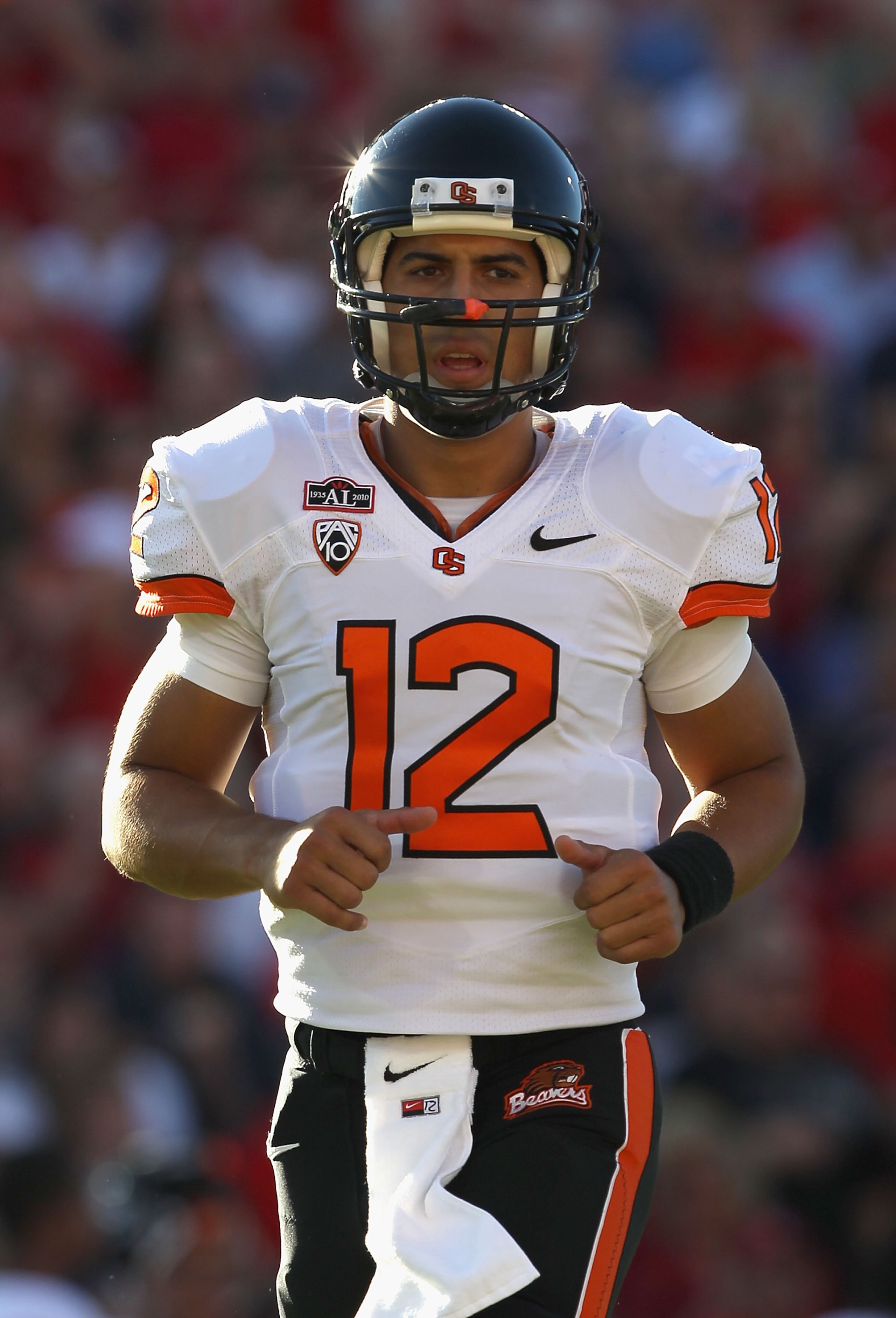 TUCSON, AZ - OCTOBER 09:  Quarterback Ryan Katz #12 of the Oregon State Beavers during the college football game against the Arizona Wildcats at Arizona Stadium on October 9, 2010 in Tucson, Arizona.  The Beavers defeated the Wildcats 29-27.  (Photo by Ch