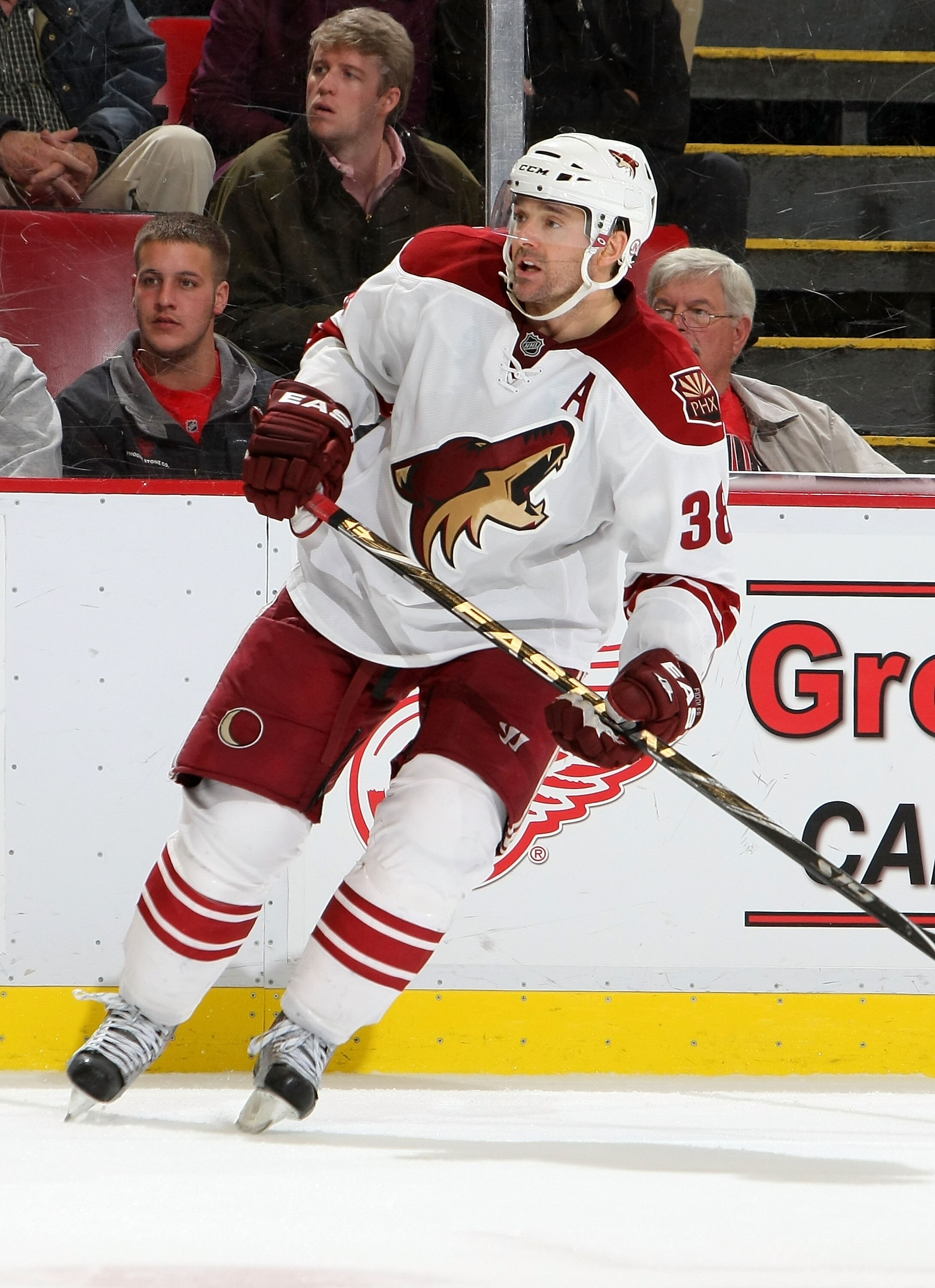 DETROIT - OCTOBER 28:  Vernon Fiddler #38 of the Phoenix Coyotes skates against the Detroit Red Wings during their NHL game at Joe Louis Arena on October 28, 2010 in Detroit, Michigan.(Photo By Dave Sandford/Getty Images)