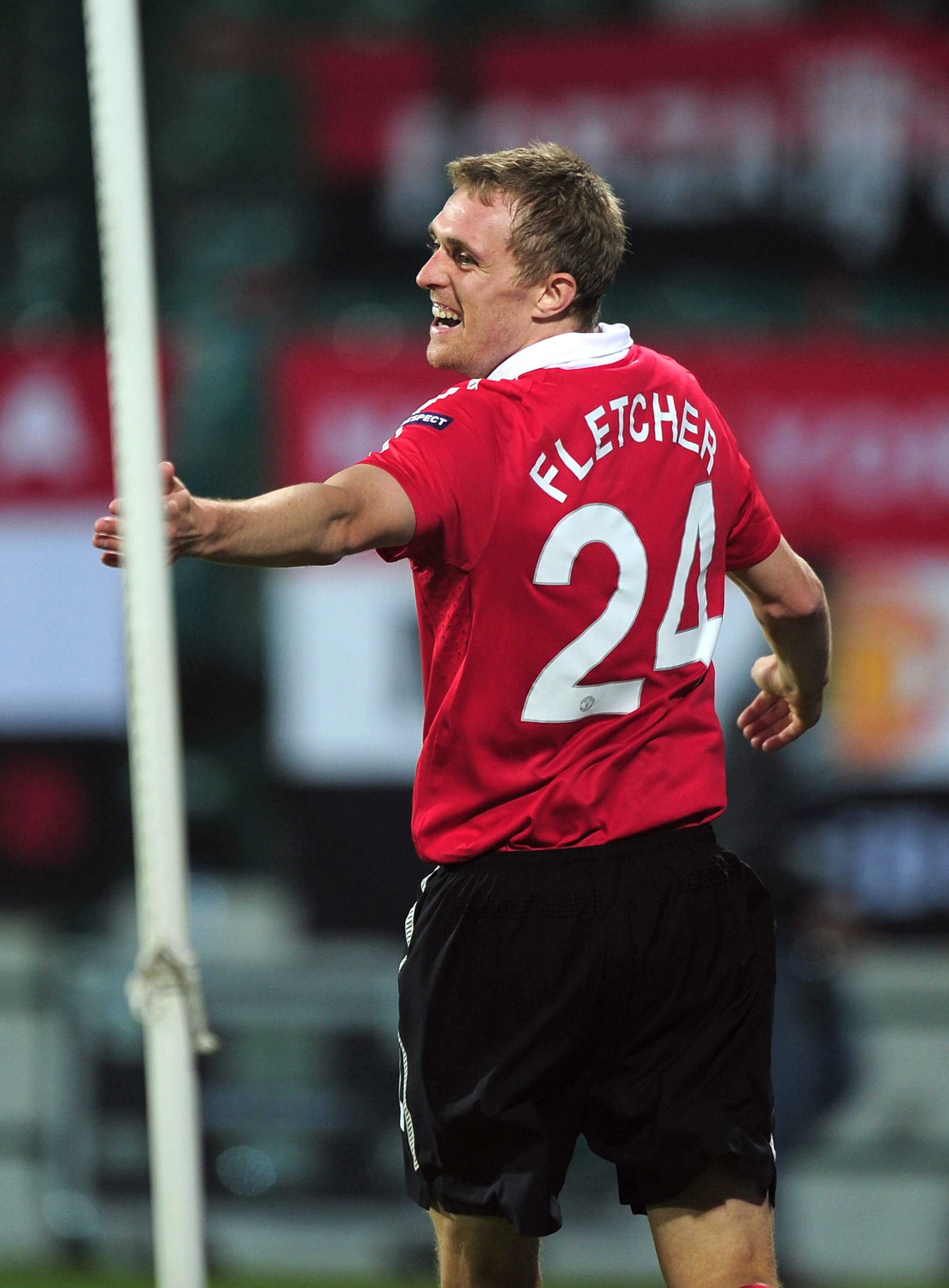 BURSA, TURKEY - NOVEMBER 02:  Darren Fletcher of Manchester United celebrates after scoring during the UEFA Champions League Group C match between Bursapor Kulubu and Manchester United at the Bursa Ataturk Stadium on November 2, 2010 in Bursa, Turkey.  (P