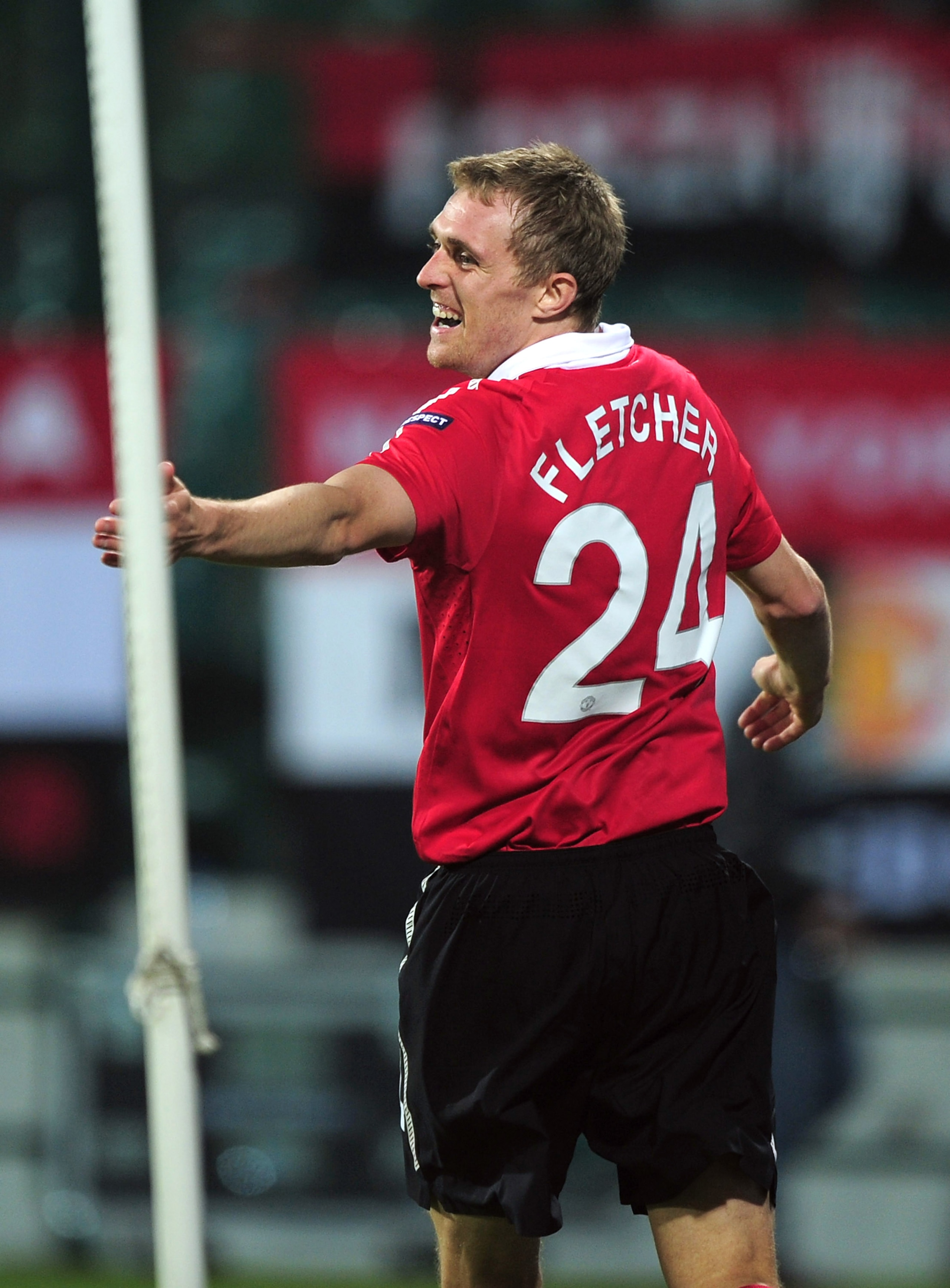BURSA, TURKEY - NOVEMBER 02:  Darren Fletcher of Manchester United celebrates after scoring during the UEFA Champions League Group C match between Bursapor Kulubu and Manchester United at the Bursa Ataturk Stadium on November 2, 2010 in Bursa, Turkey.  (P