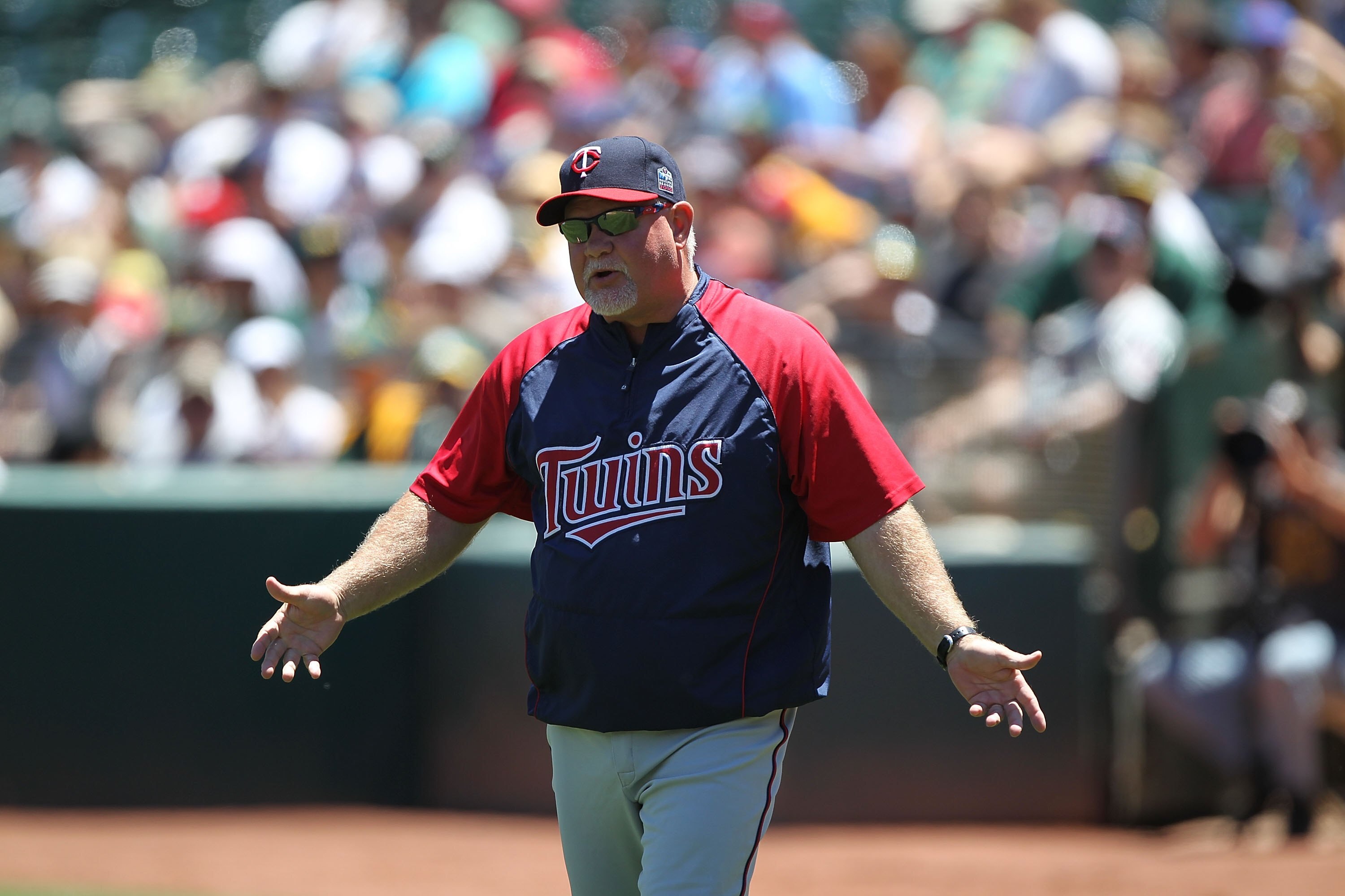 OAKLAND, CA - JUNE 06:  Manager Ron Gardenhire of the Minnesota Twins arues against the Oakland Athletics during an MLB game at the Oakland-Alameda County Coliseum on June 6, 2010 in Oakland, California.  (Photo by Jed Jacobsohn/Getty Images)