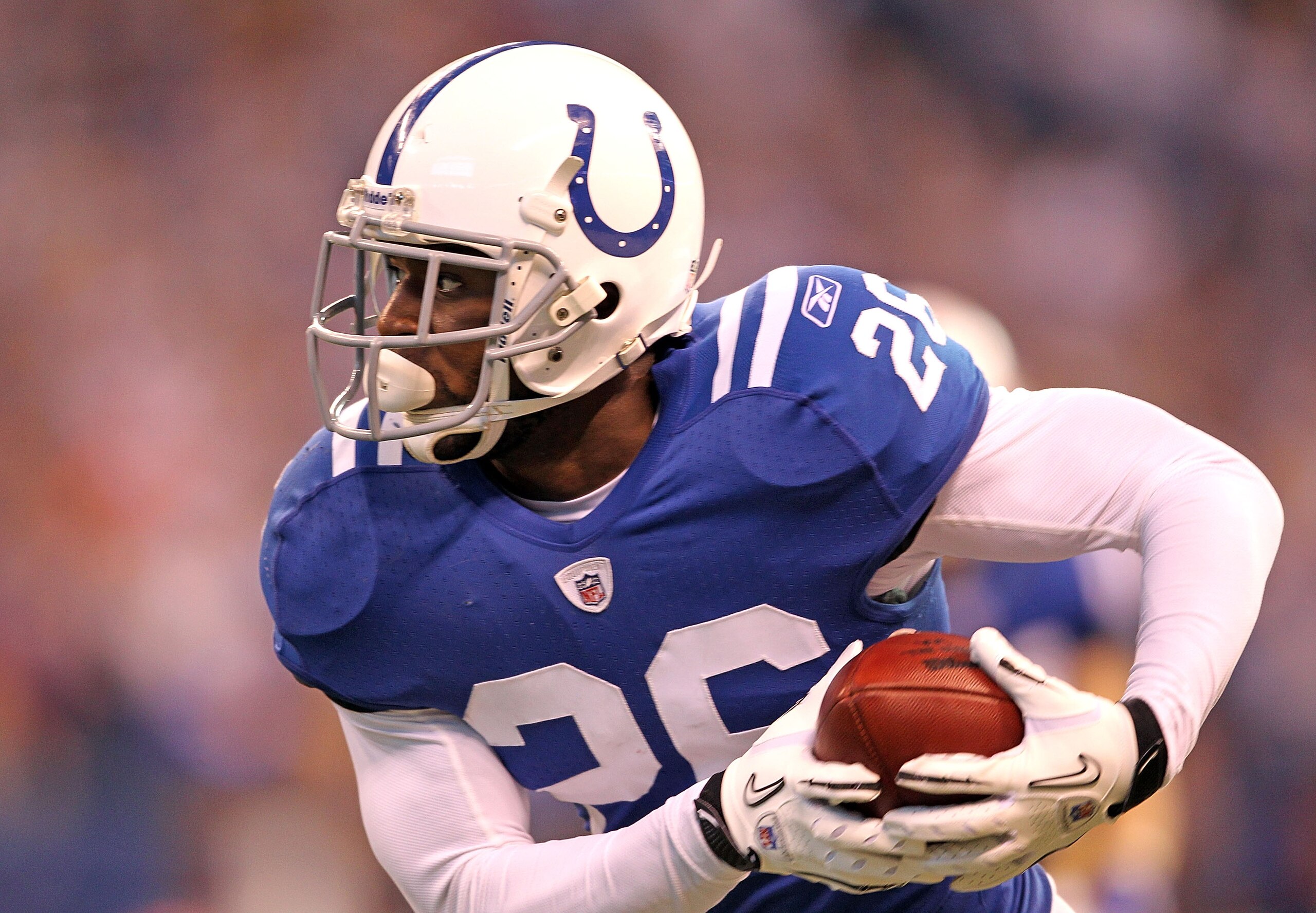 INDIANAPOLIS - NOVEMBER 14: Kelvin Hayden #26 of the Indianapolis Colts runs with the ball after intercepting a pass during the NFL game against the Cincinnati Bengals at Lucas Oil Stadium on November 14, 2010 in Indianapolis, Indiana. The Colts won 23-17 INDIANAPOLIS - NOVEMBER 14: Kelvin Hayden #26 of the Indianapolis Colts runs with the ball after intercepting a pass during the NFL game against the Cincinnati Bengals at Lucas Oil Stadium on November 14, 2010 in Indianapolis, Indiana. The Colts won 23-17