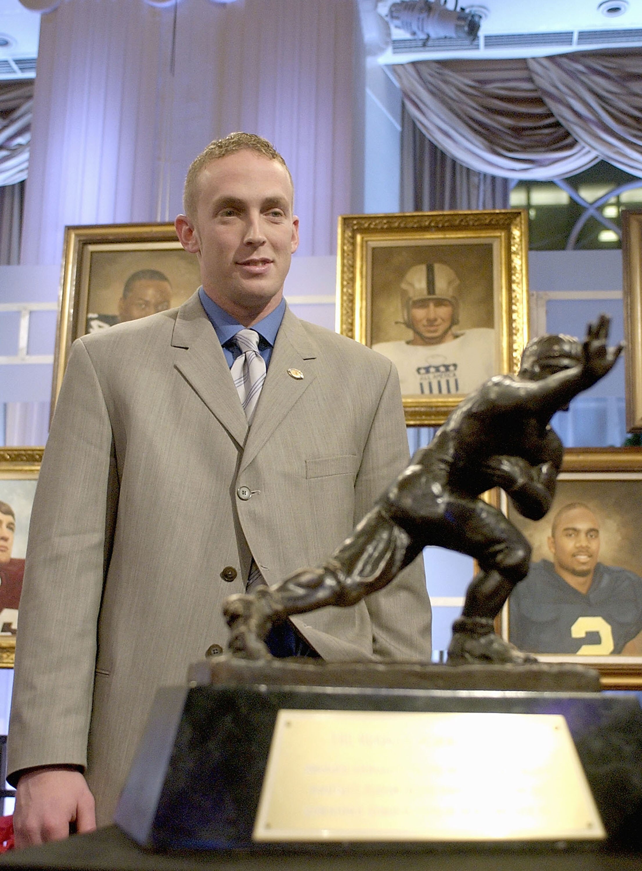 NEW YORK CITY - DECEMBER 13:  Jason White of the University of the Oklahoma Sooners after he won the 2003 Heisman Trophy on December 13, 2003 at the Yale Club in New York City.  (Photo by Julie Jacobson-Pool/Getty Images)