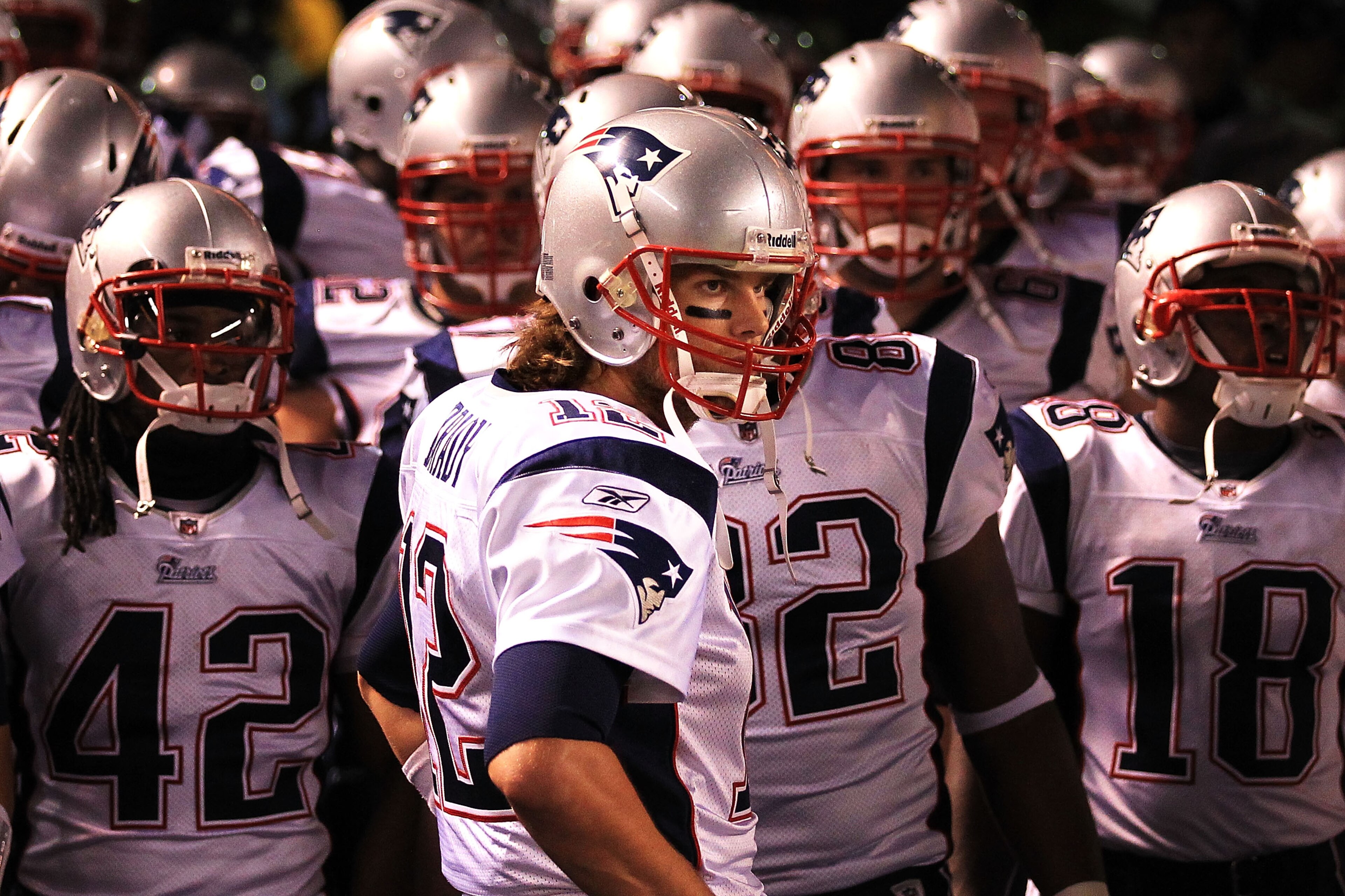 PITTSBURGH - NOVEMBER 14:  Tom Brady #12 of the New England Patriots waits in the tunnel to lead his team onto the field against the Pittsburgh Steelers on November 14, 2010 at Heinz Field in Pittsburgh, Pennsylvania.  (Photo by Chris McGrath/Getty Images