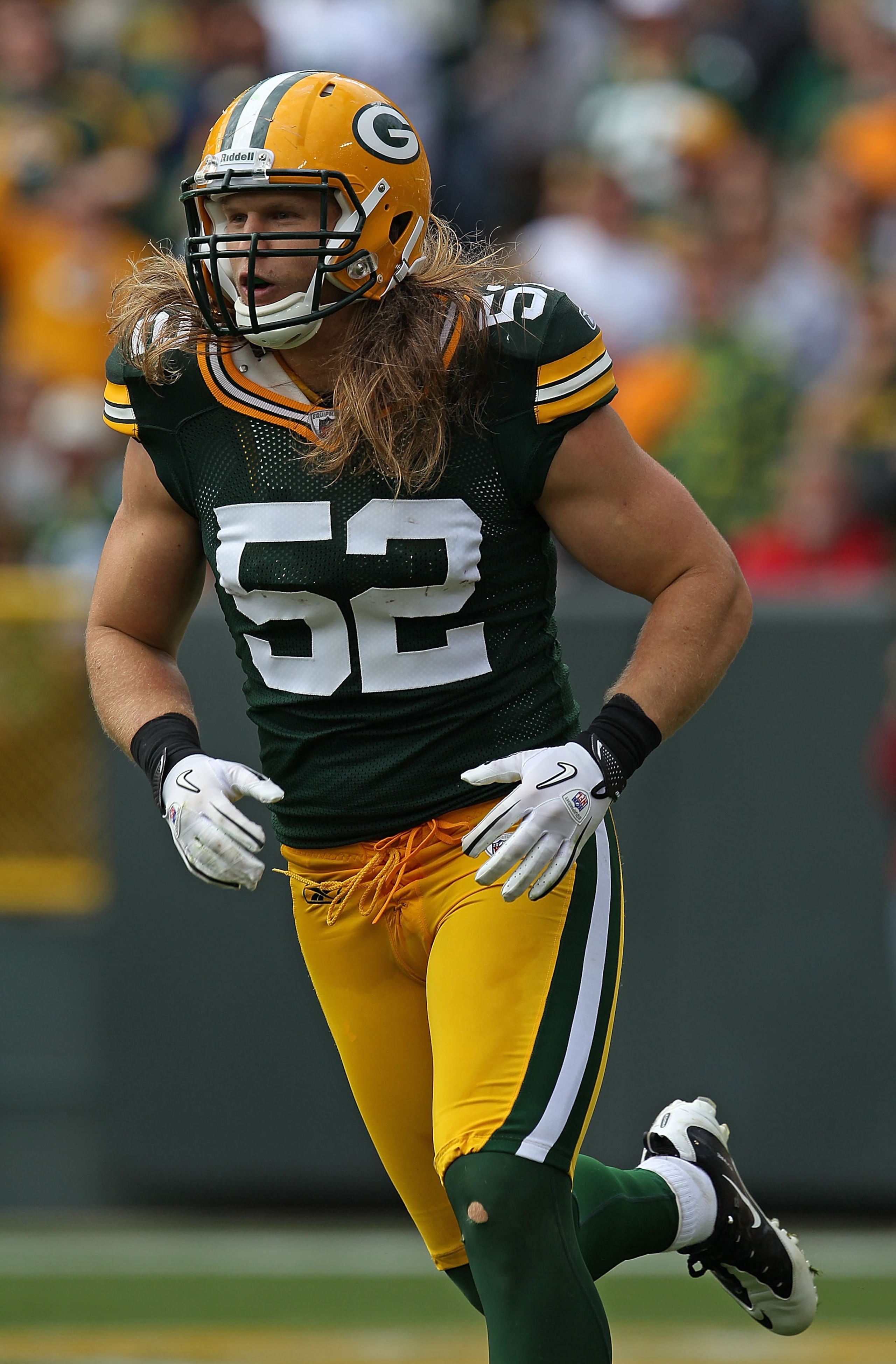 GREEN BAY, WI - SEPTEMBER 19: Clay Matthews #52 of the Green Bay Packers chases down a Buffalo Bills runner at Lambeau Field on September 19, 2010 in Green Bay, Wisconsin. The Packers defeated the Bills 34-7. (Photo by Jonathan Daniel/Getty Images) GREEN BAY, WI - SEPTEMBER 19: Clay Matthews #52 of the Green Bay Packers chases down a Buffalo Bills runner at Lambeau Field on September 19, 2010 in Green Bay, Wisconsin. The Packers defeated the Bills 34-7. (Photo by Jonathan Daniel/Getty Images)
