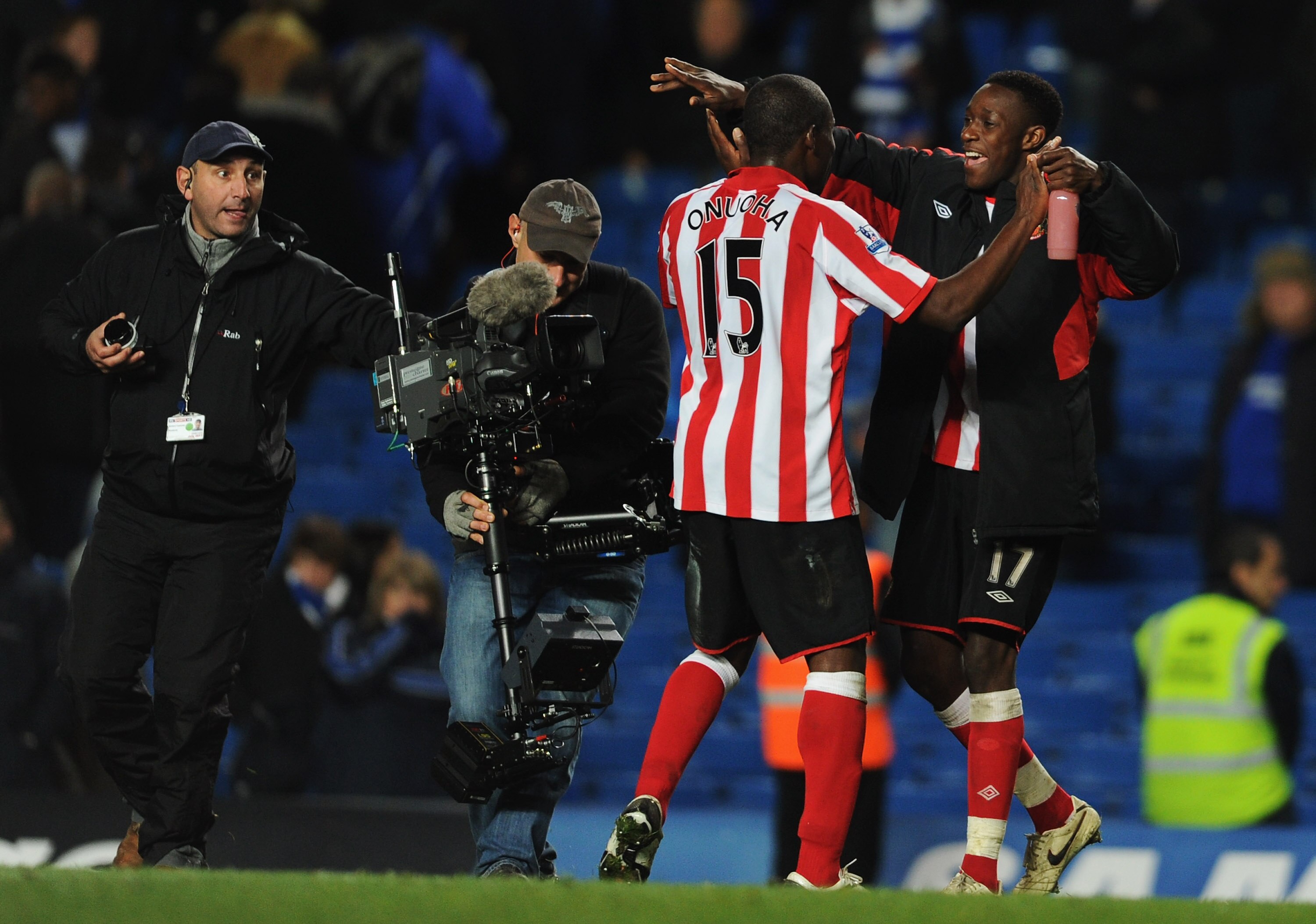 LONDON, ENGLAND - NOVEMBER 14: Nedum Onuoha (15) and Danny Welbeck of Sunderland celebrate victory after the Barclays Premier League match between Chelsea and Sunderland at Stamford Bridge on November 14, 2010 in London, England. (Photo by Michael Regan LONDON, ENGLAND - NOVEMBER 14: Nedum Onuoha (15) and Danny Welbeck of Sunderland celebrate victory after the Barclays Premier League match between Chelsea and Sunderland at Stamford Bridge on November 14, 2010 in London, England. (Photo by Michael Regan