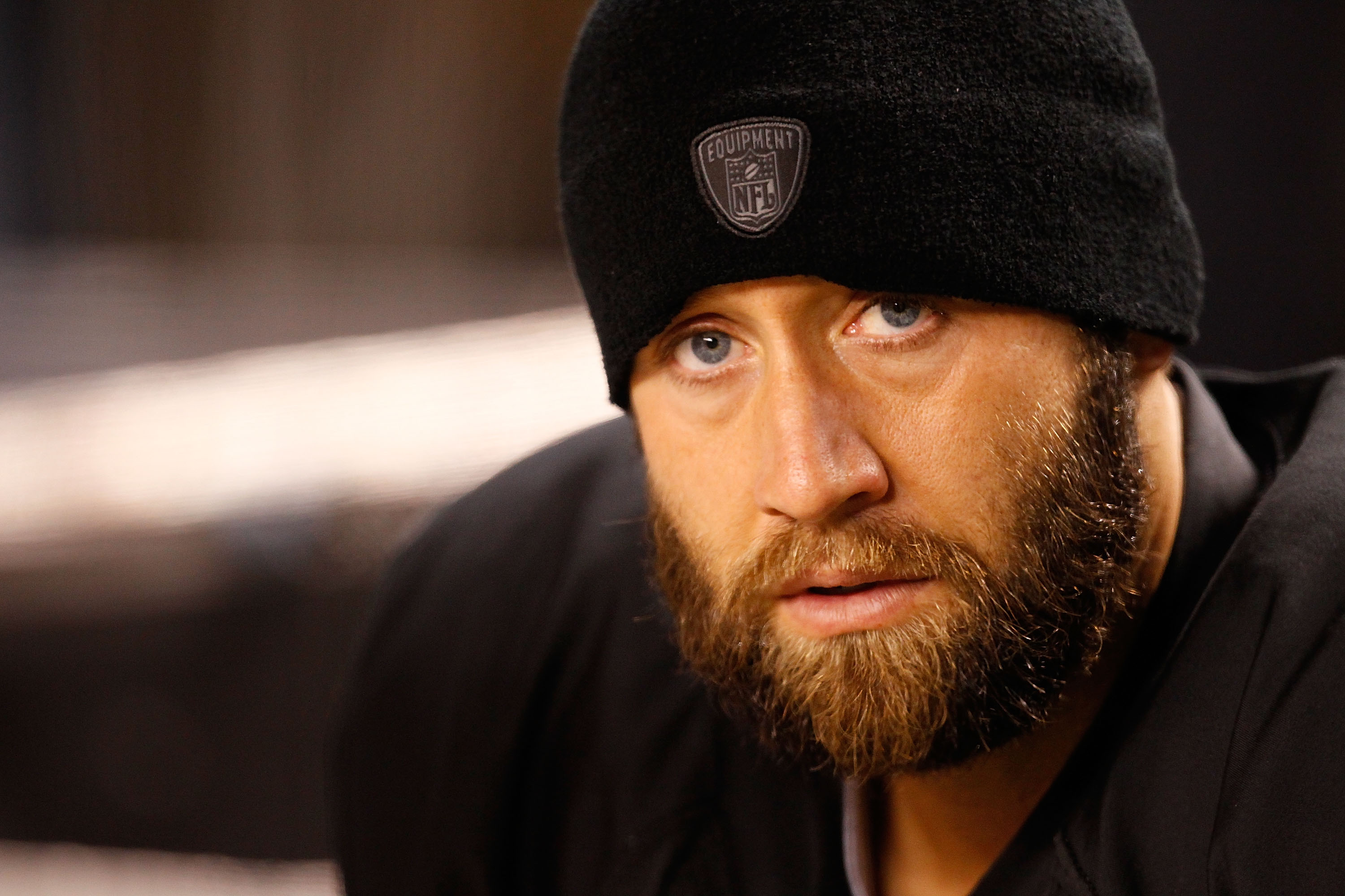 PITTSBURGH - NOVEMBER 14:  Jeff Reed #3 of the Pittsburgh Steelers watches the game from the bench during the game against the New England Patriots on November 14, 2010 at Heinz Field in Pittsburgh, Pennsylvania.  (Photo by Jared Wickerham/Getty Images)