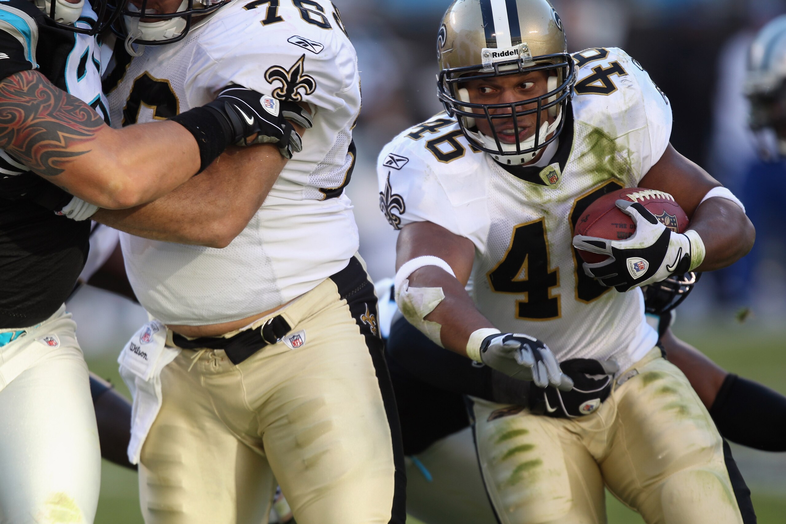 CHARLOTTE, NC - NOVEMBER 07:  Ladell Betts #46 of the New Orleans Saints against the Carolina Panthers during their game at Bank of America Stadium on November 7, 2010 in Charlotte, North Carolina.  (Photo by Streeter Lecka/Getty Images)