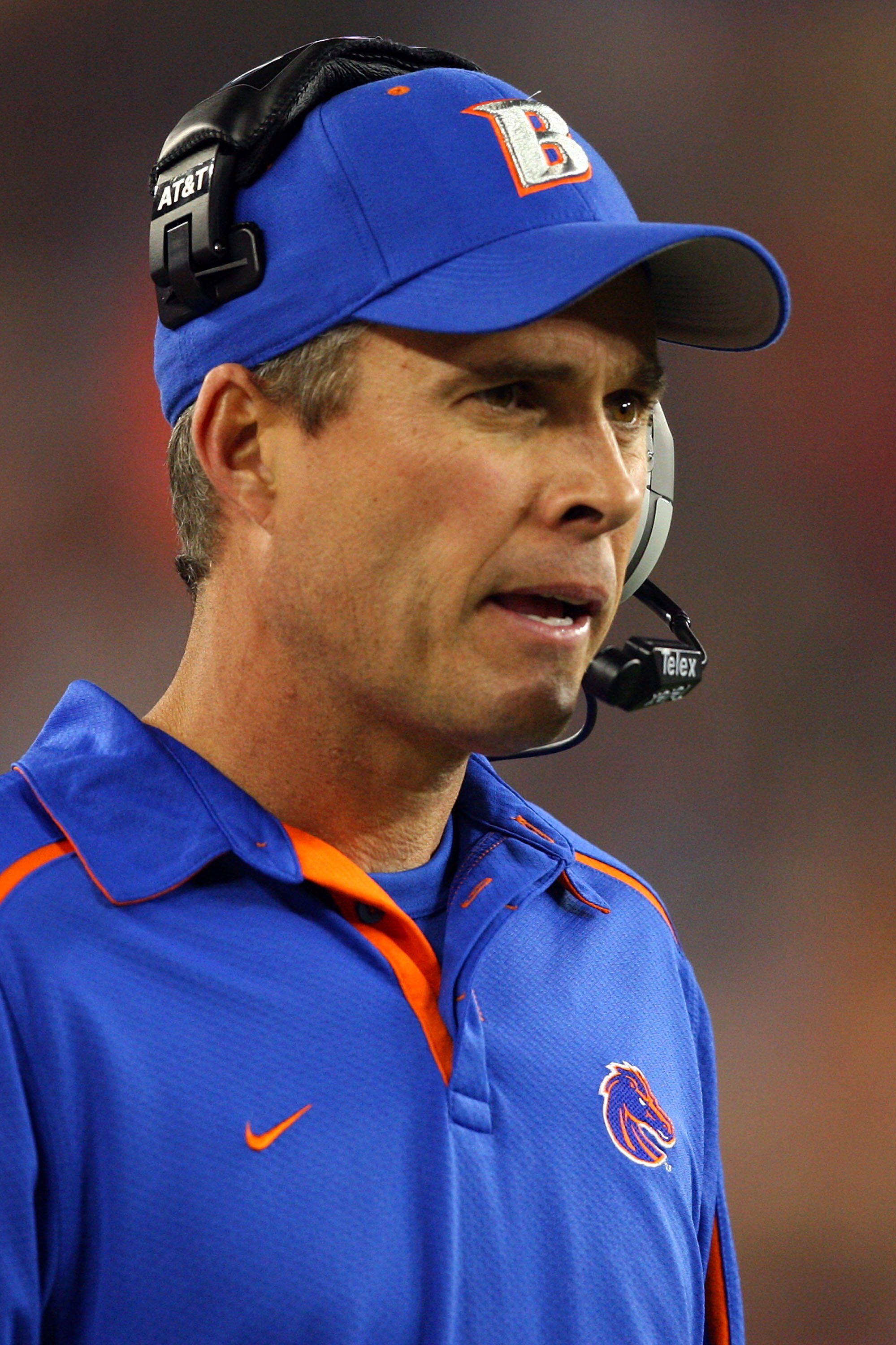 GLENDALE, AZ - JANUARY 04:  Head coach Chris Petersen of the Boise State Broncos looks on in the first half against the TCU Horned Frogs during the Tostitos Fiesta Bowl at the Universtity of Phoenix Stadium on January 4, 2010 in Glendale, Arizona.  (Photo