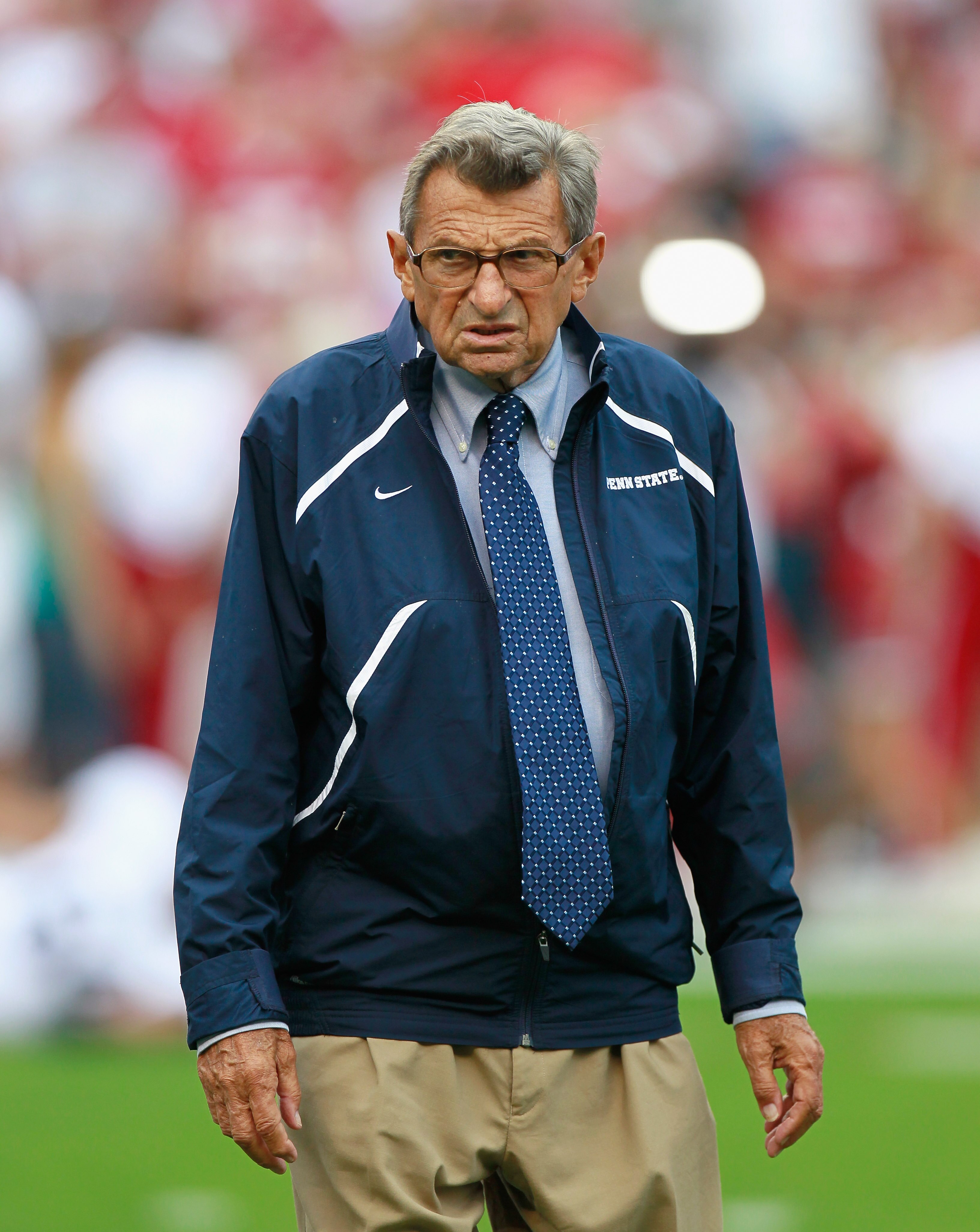 TUSCALOOSA, AL - SEPTEMBER 11:  Head coach Joe Paterno of the Penn State Nittany Lions during warmups before facing the Alabama Crimson Tide at Bryant-Denny Stadium on September 11, 2010 in Tuscaloosa, Alabama.  (Photo by Kevin C. Cox/Getty Images)