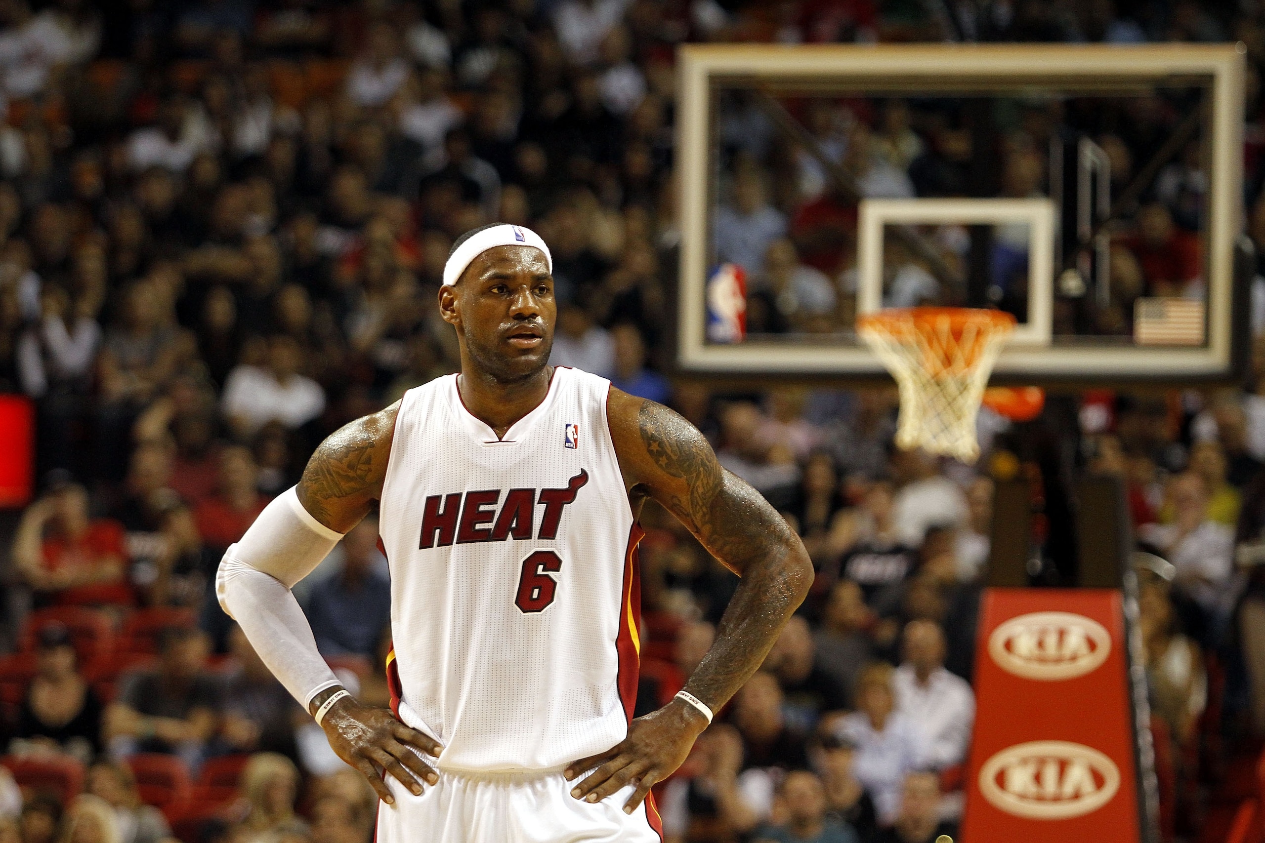 MIAMI - NOVEMBER 13: Forward LeBron James #6 of the Miami Heat on the court against the Toronto Raptors at American Airlines Arena on November 13, 2010 in Miami, Florida. NOTE TO USER: User expressly acknowledges and agrees that, by downloading and or us MIAMI - NOVEMBER 13: Forward LeBron James #6 of the Miami Heat on the court against the Toronto Raptors at American Airlines Arena on November 13, 2010 in Miami, Florida. NOTE TO USER: User expressly acknowledges and agrees that, by downloading and or us